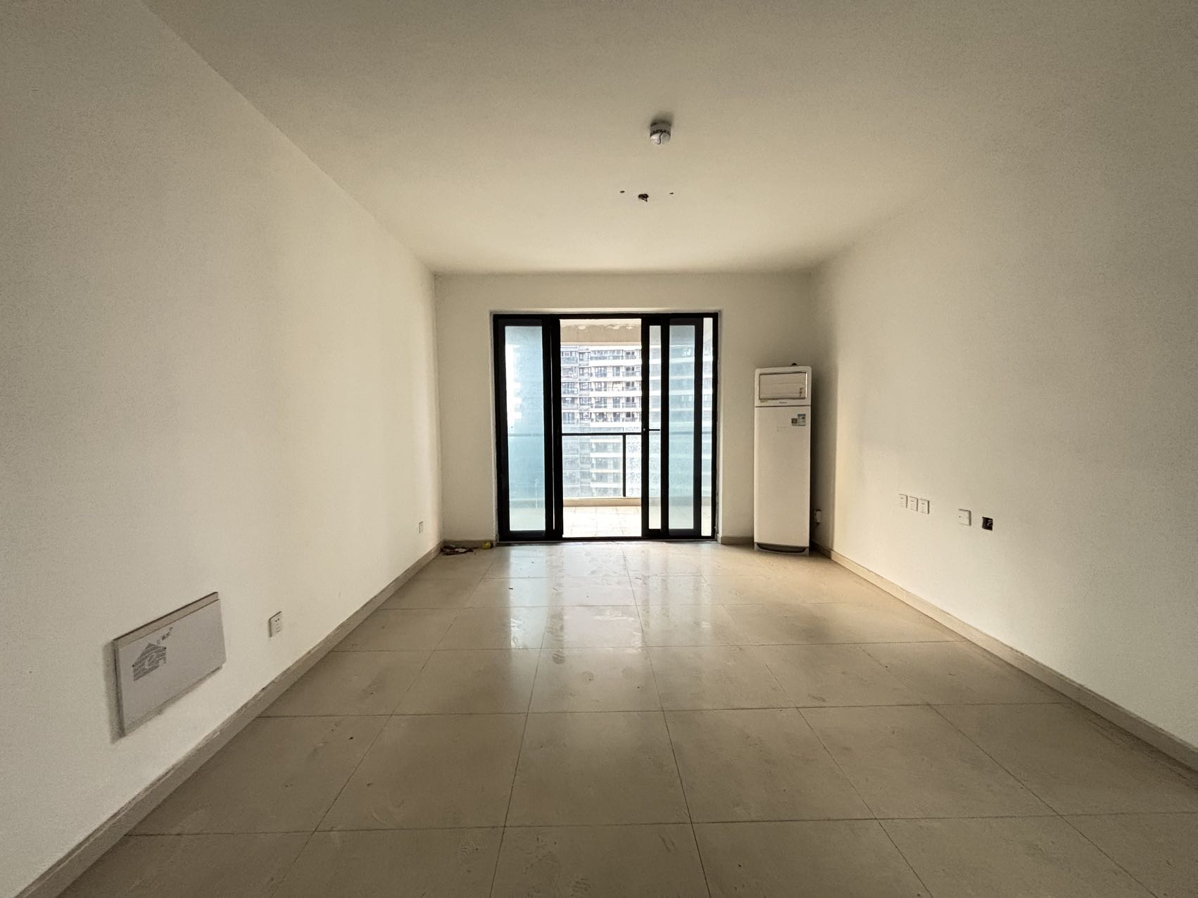 天地凤凰城 3室2厅2卫 150.0万 天地凤凰城 3室2厅2卫 150.0万室内图