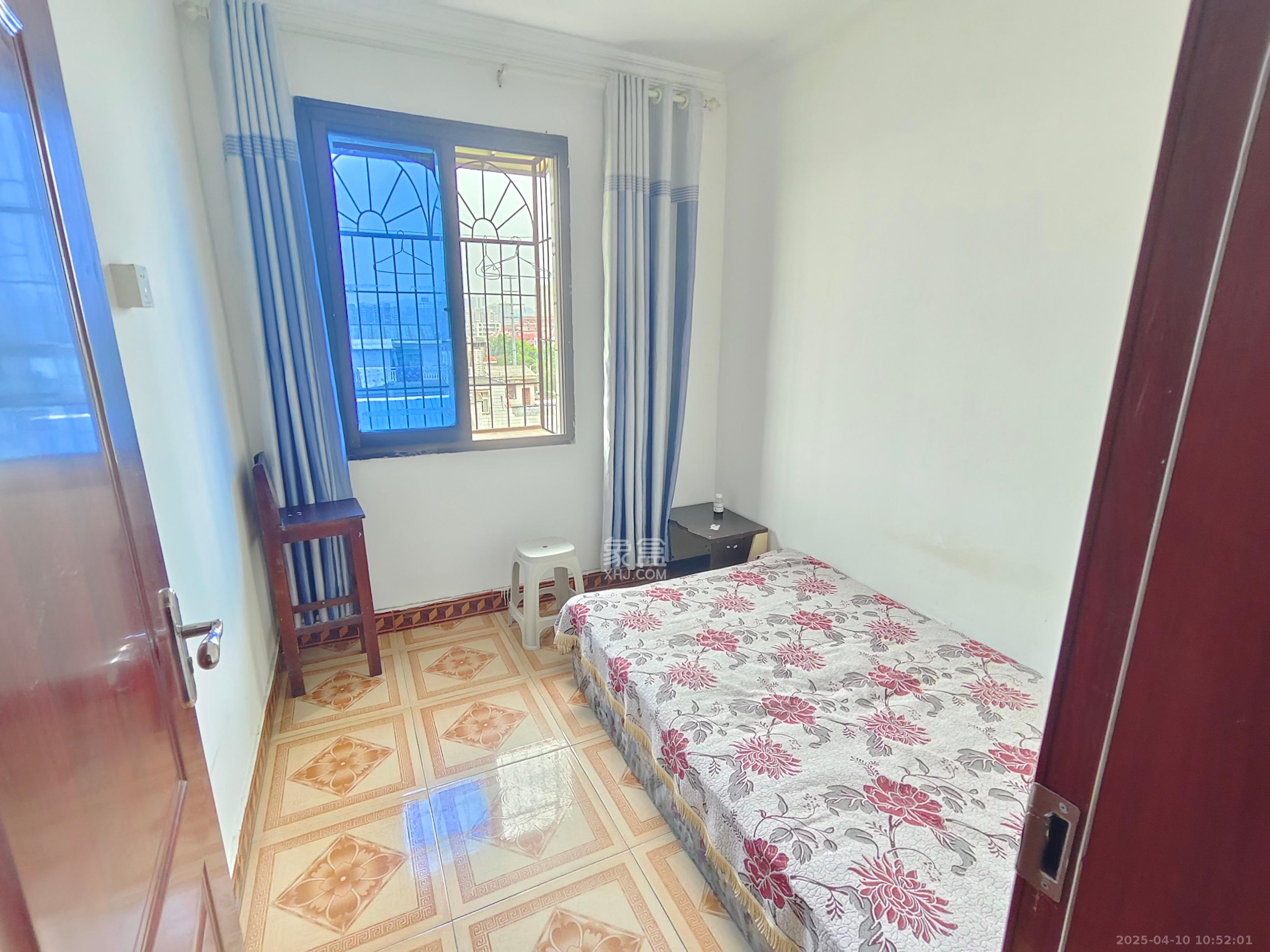 欣欣新村 3室1厅1卫 1700.0元/月 欣欣新村 3室1厅1卫 1700.0元/月室内图