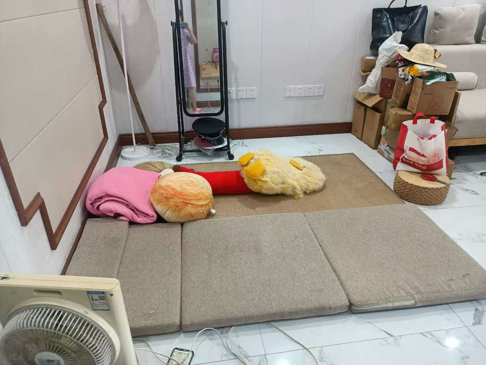 乾坤吉祥花园 1室2厅1卫 2000.0元/月 乾坤吉祥花园 1室2厅1卫 2000.0元/月室内图