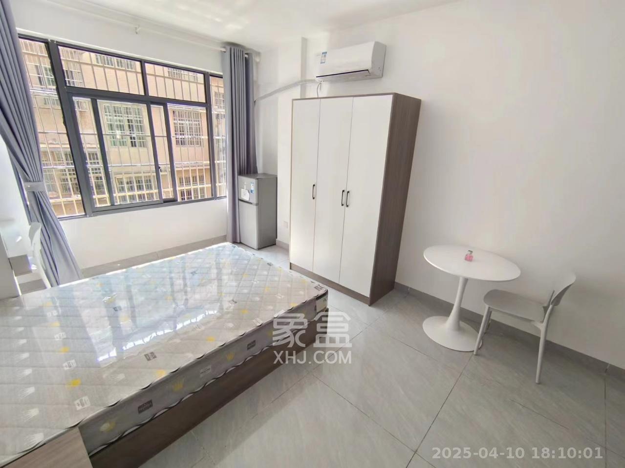 八家湾小区 1室1厅1卫 1300.0元/月 八家湾小区 1室1厅1卫 1300.0元/月室内图