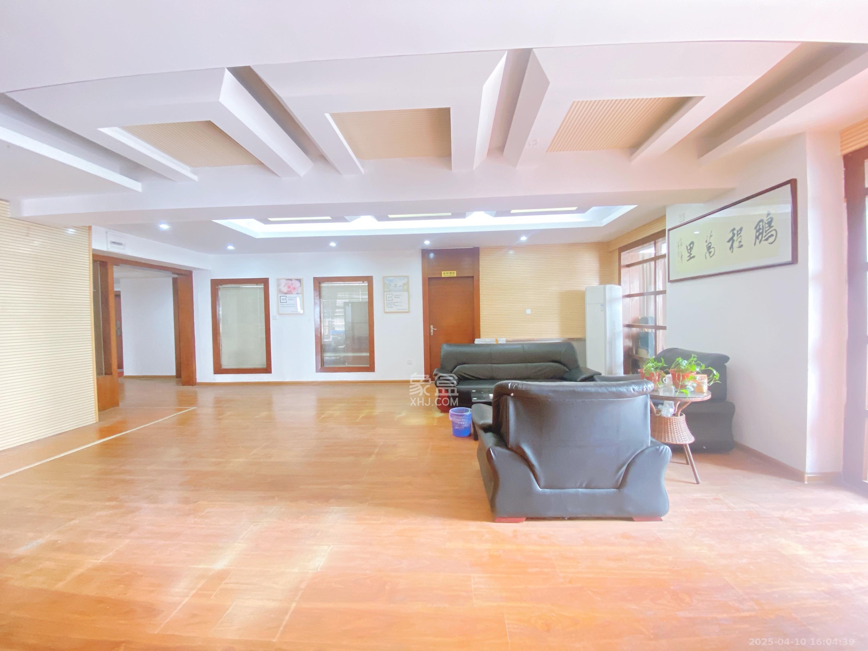 建鸿达现代城 1室0厅0卫 11000.0元/月 建鸿达现代城 1室0厅0卫 11000.0元/月室内图