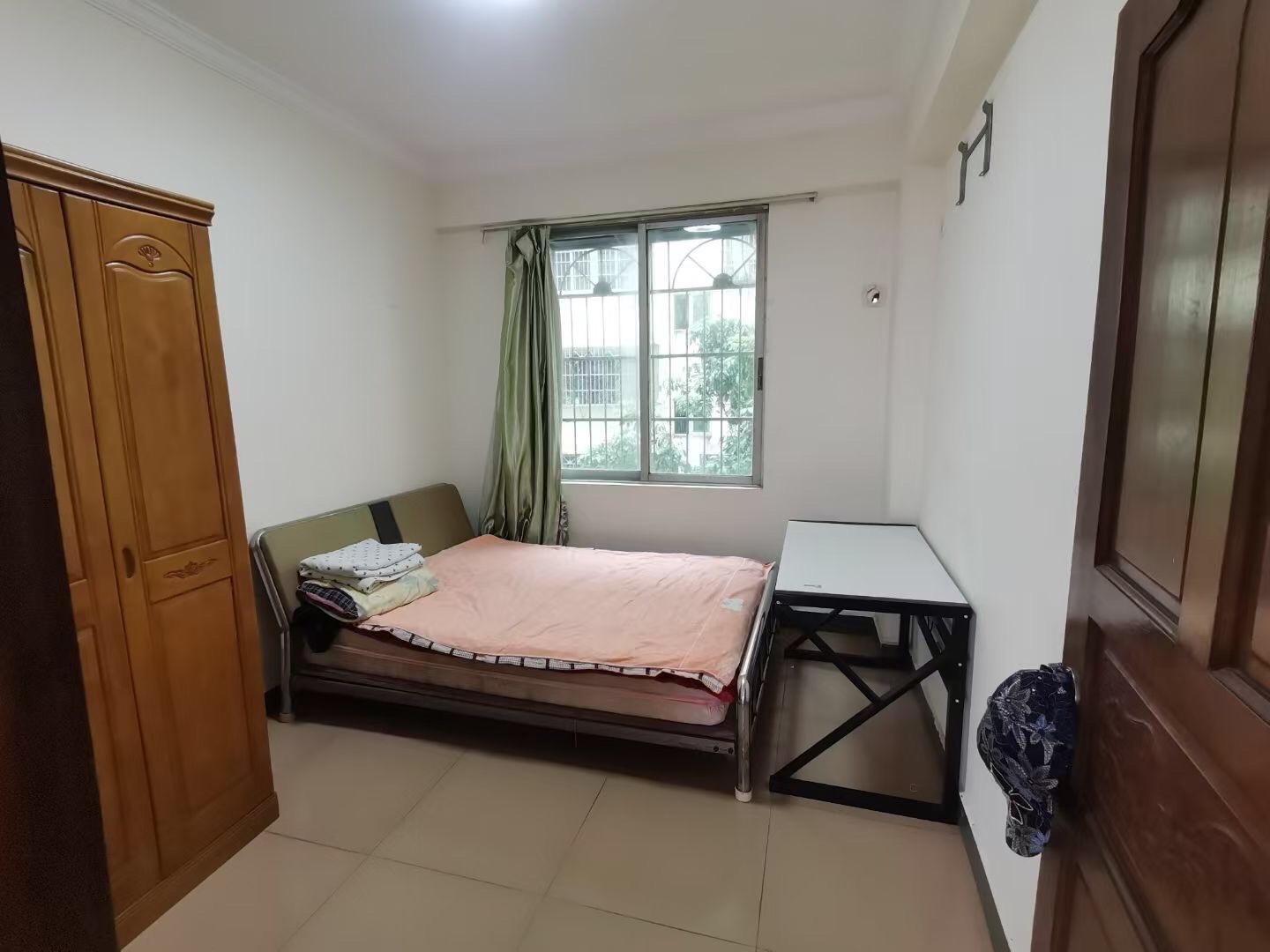 金楚小区 3室2厅1卫 98.0万 金楚小区 3室2厅1卫 98.0万客厅