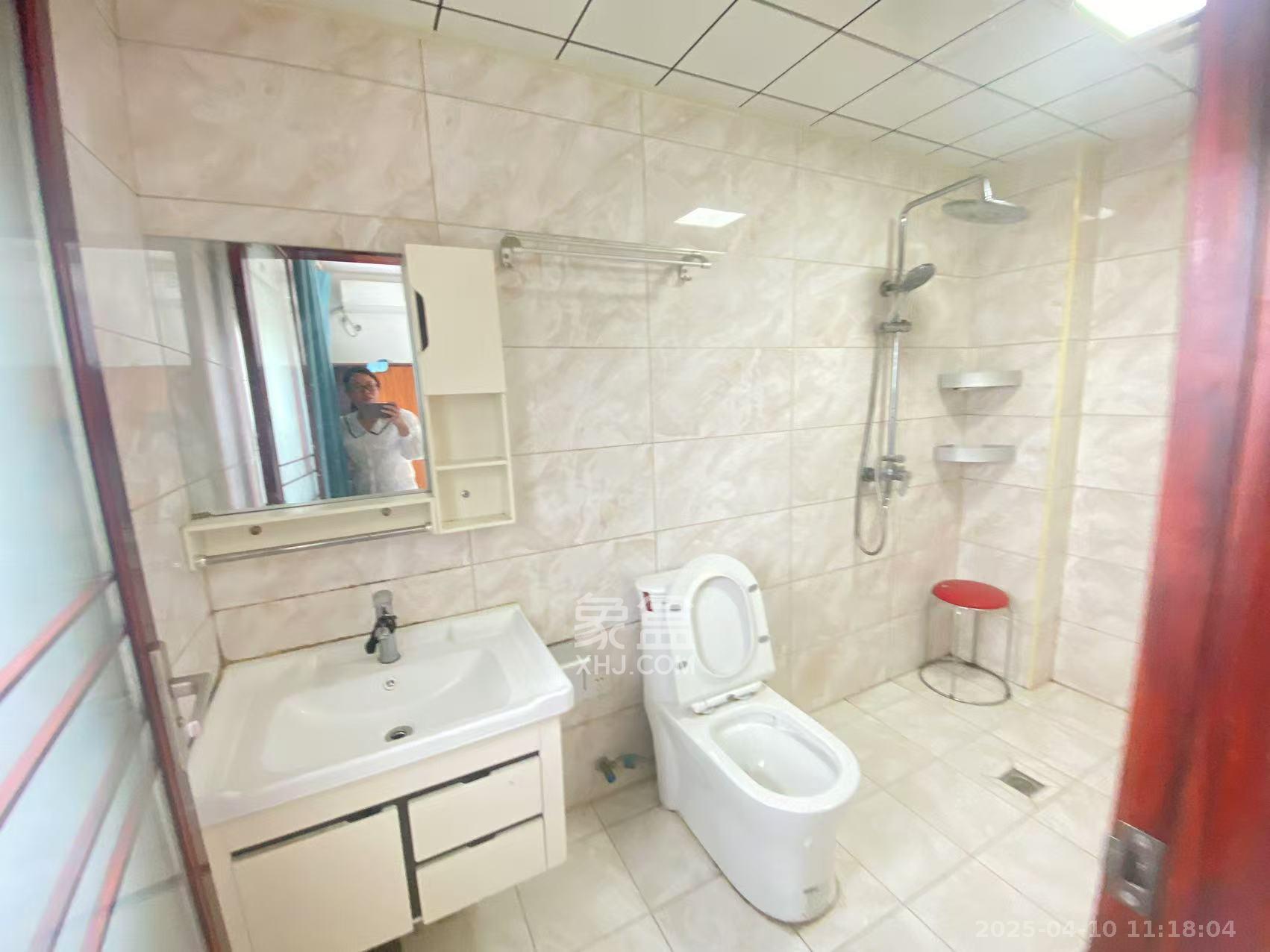 和顺洋湖壹号 3室1厅2卫 3000.0元/月 和顺洋湖壹号 3室1厅2卫 3000.0元/月室内图