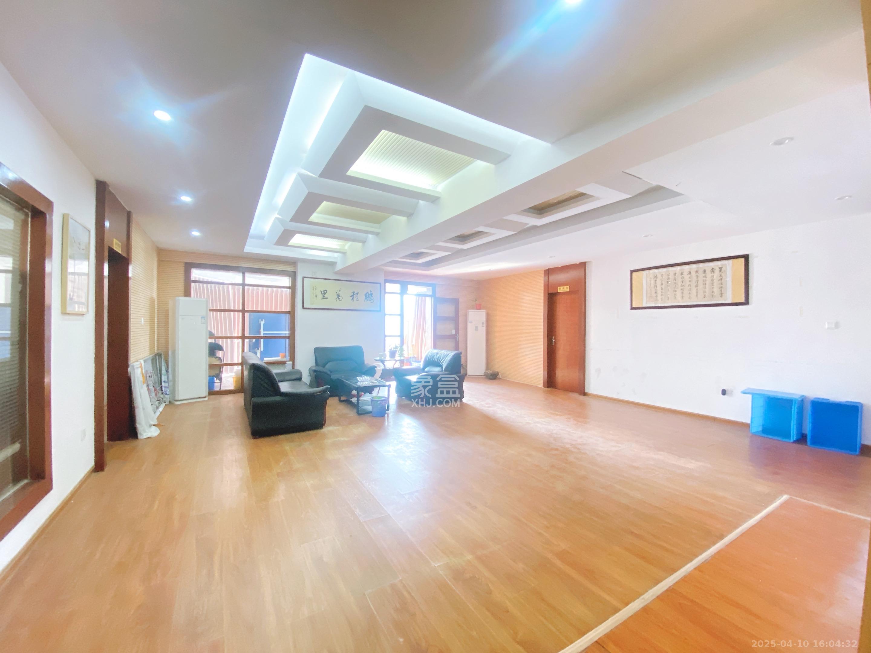 建鸿达现代城 1室0厅0卫 11000.0元/月 建鸿达现代城 1室0厅0卫 11000.0元/月室内图