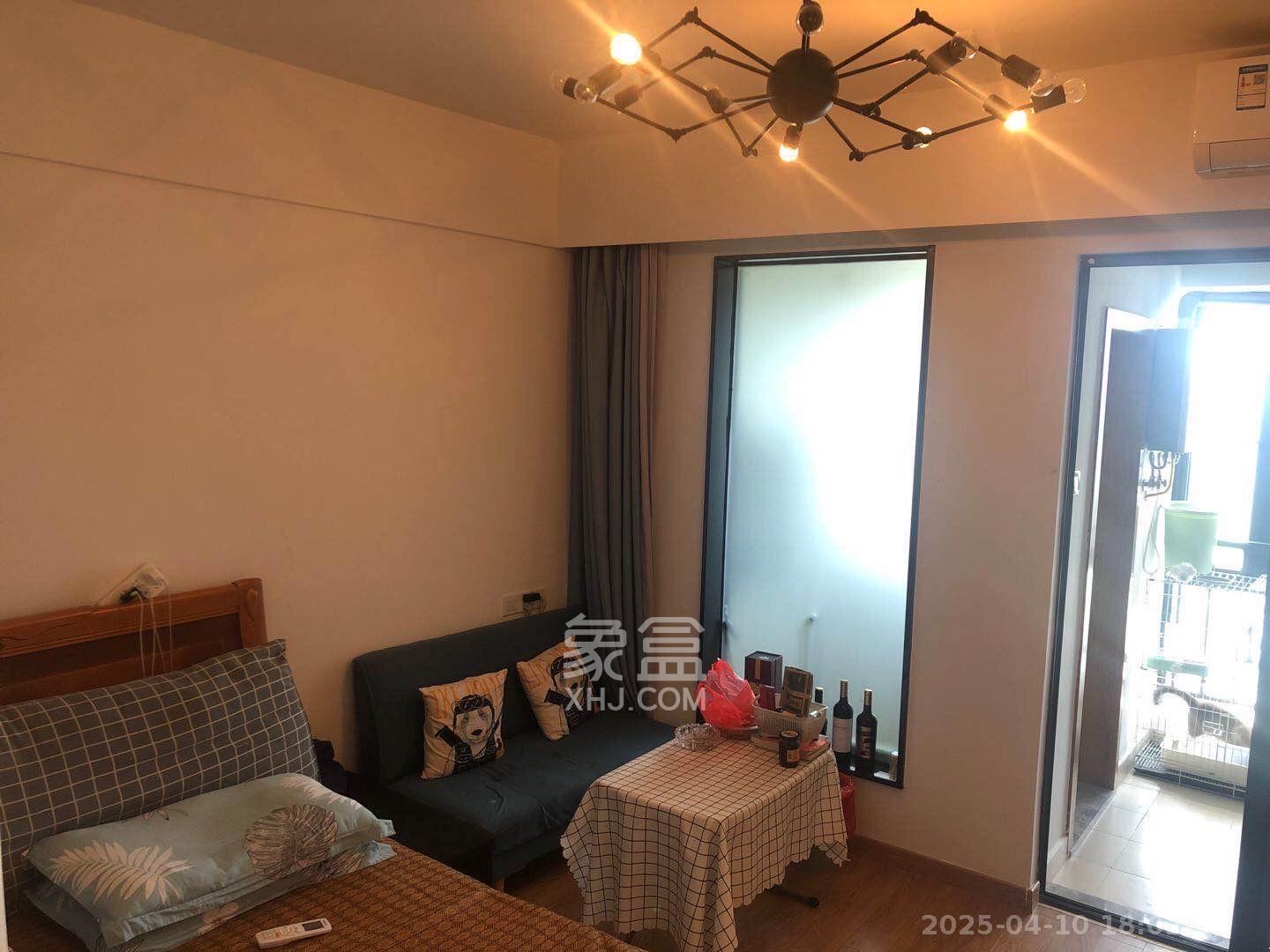 荣泰广场 1室1厅1卫 1200.0元/月 荣泰广场 1室1厅1卫 1200.0元/月室内图