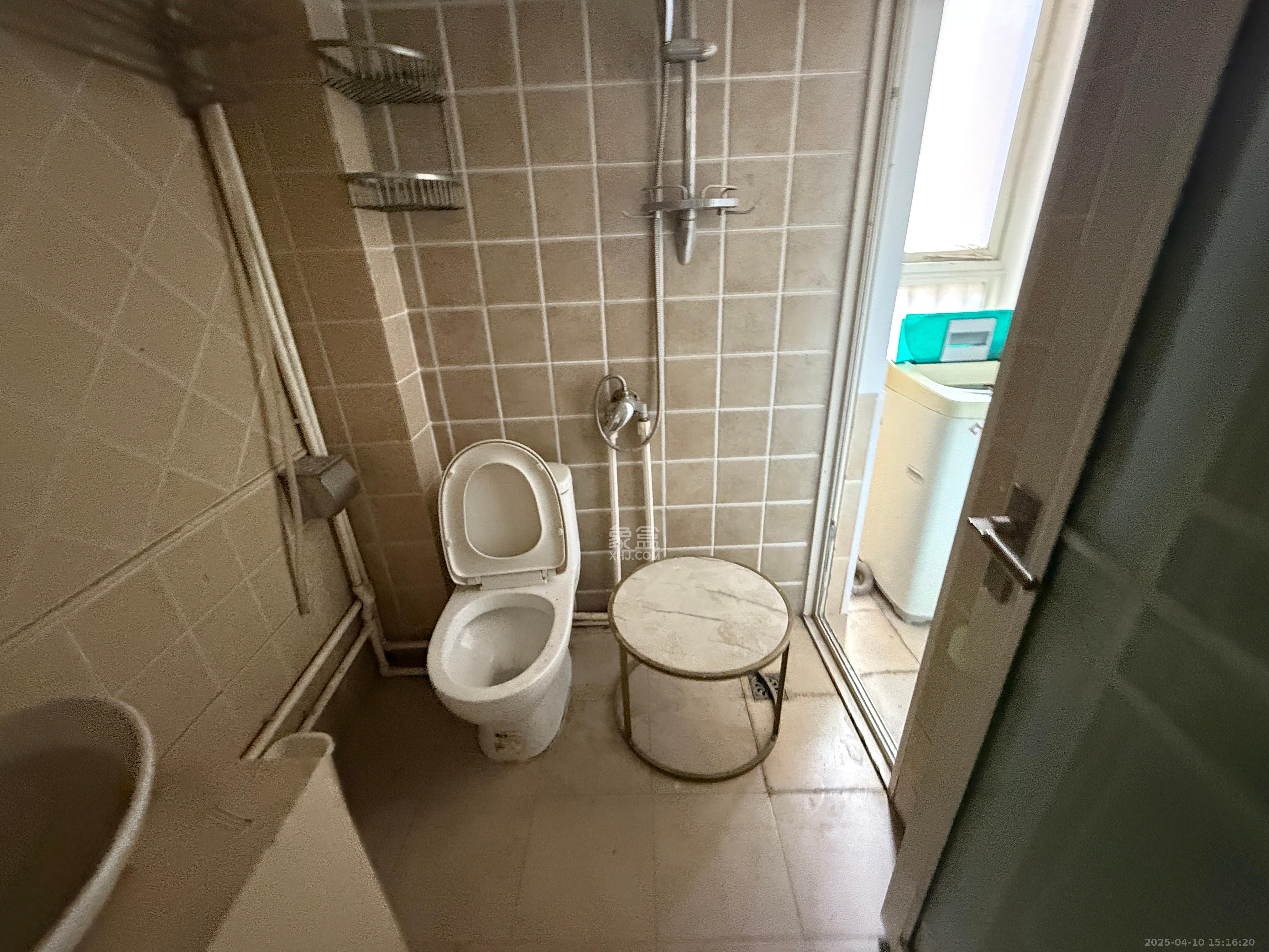 白沙晶城  1室1厅1卫   2100.00元/月室内图
