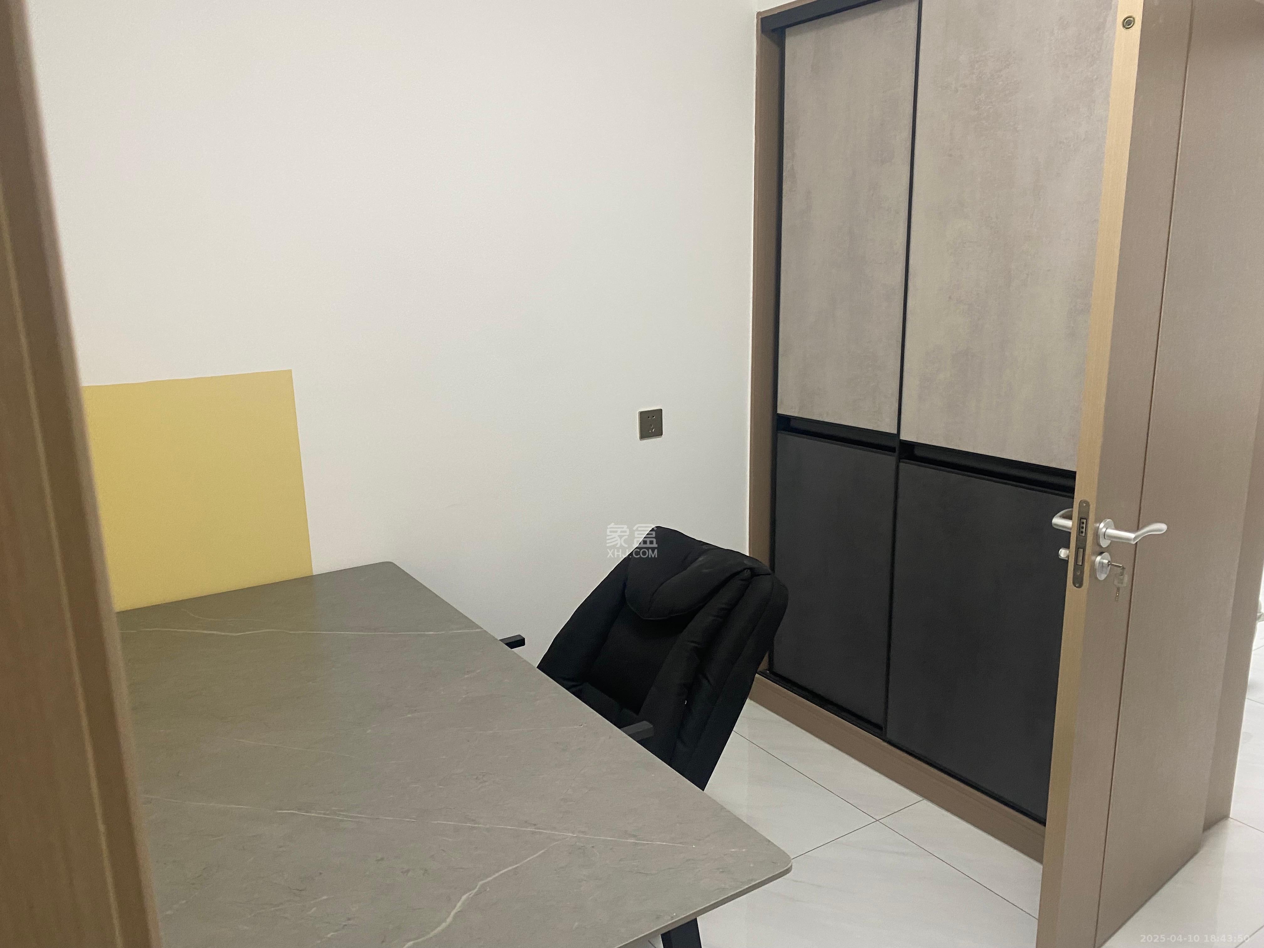 韭菜园嘉苑  2室1厅1卫   3300.00元/月室内图