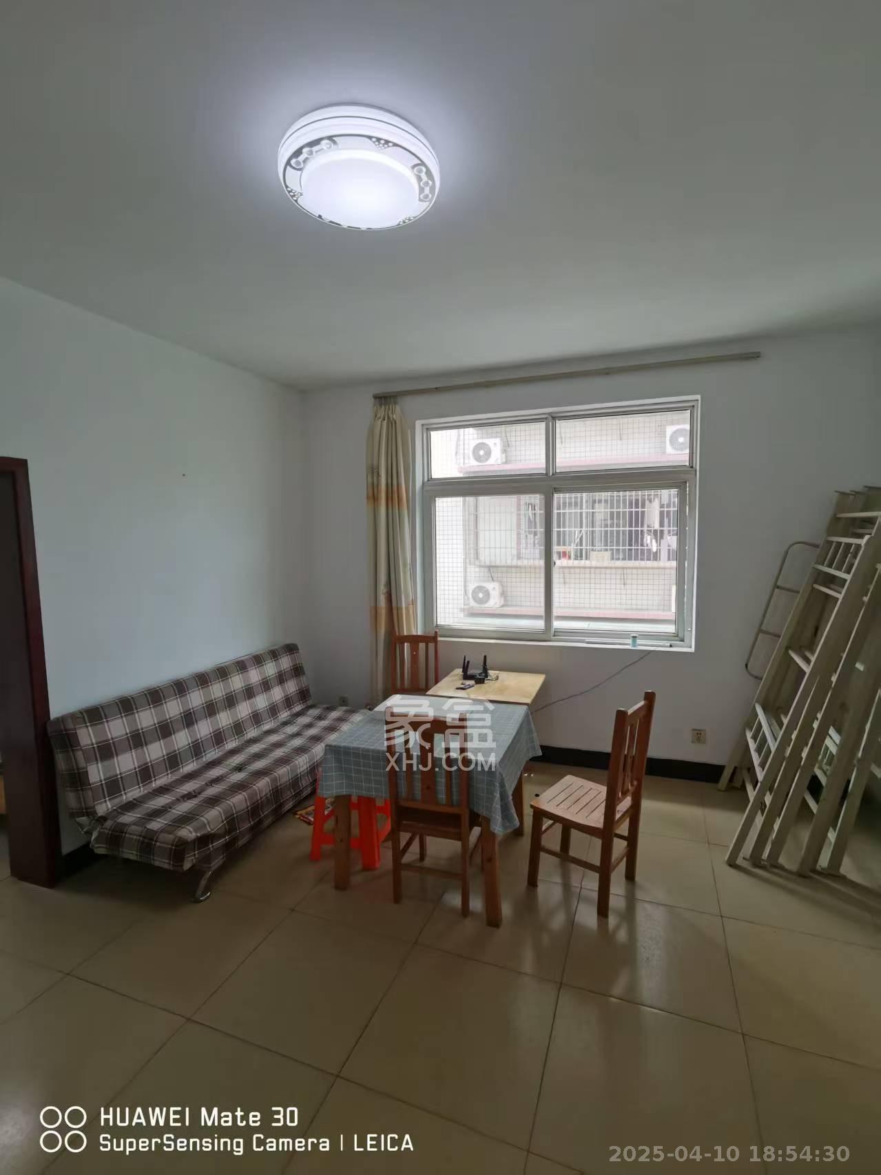 大坝咀小区 3室1厅1卫 1800.0元/月 大坝咀小区 3室1厅1卫 1800.0元/月室内图