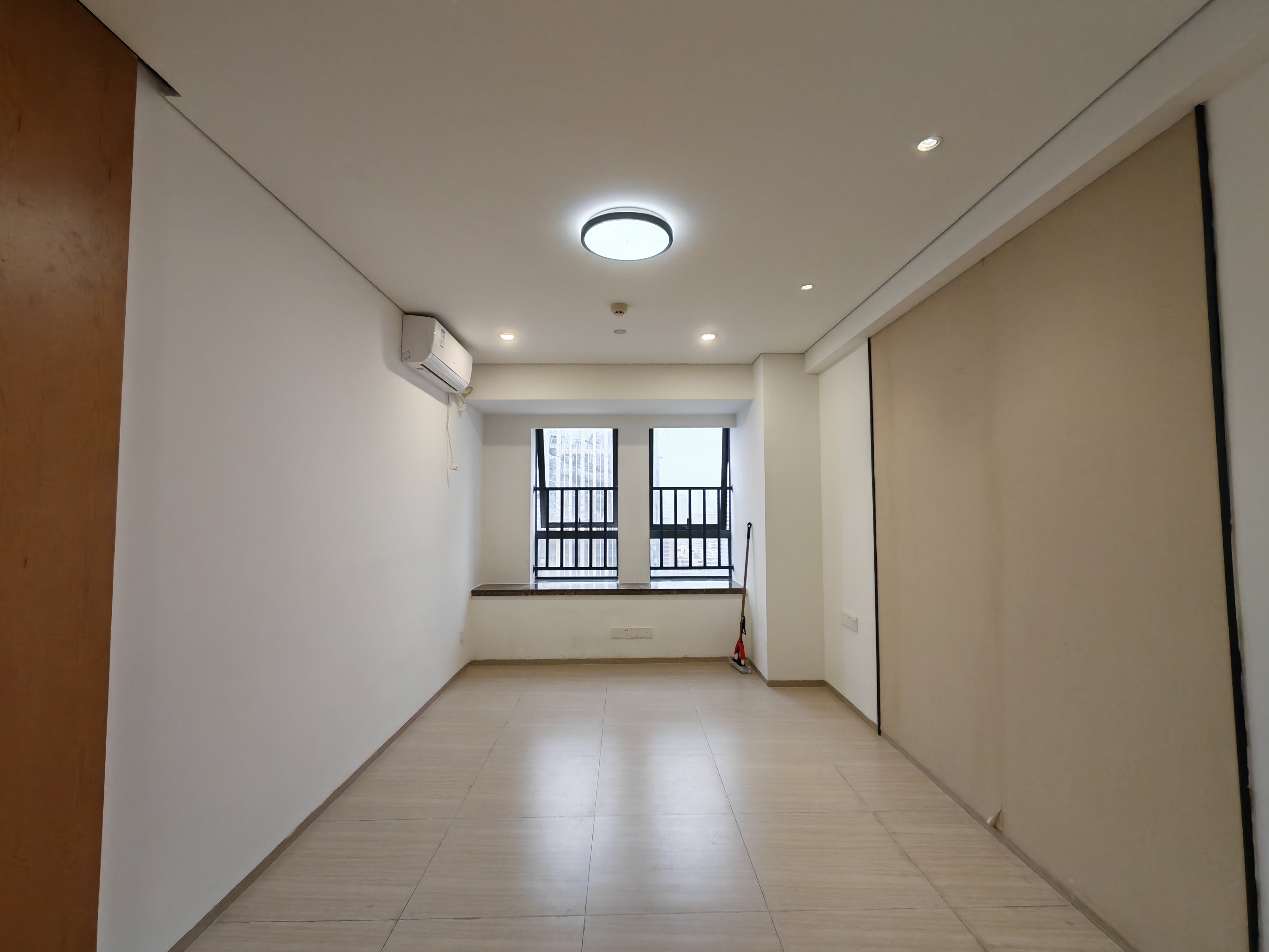 海航豪庭南苑 1室1厅1卫 174.0万 海航豪庭南苑 1室1厅1卫 174.0万户型图