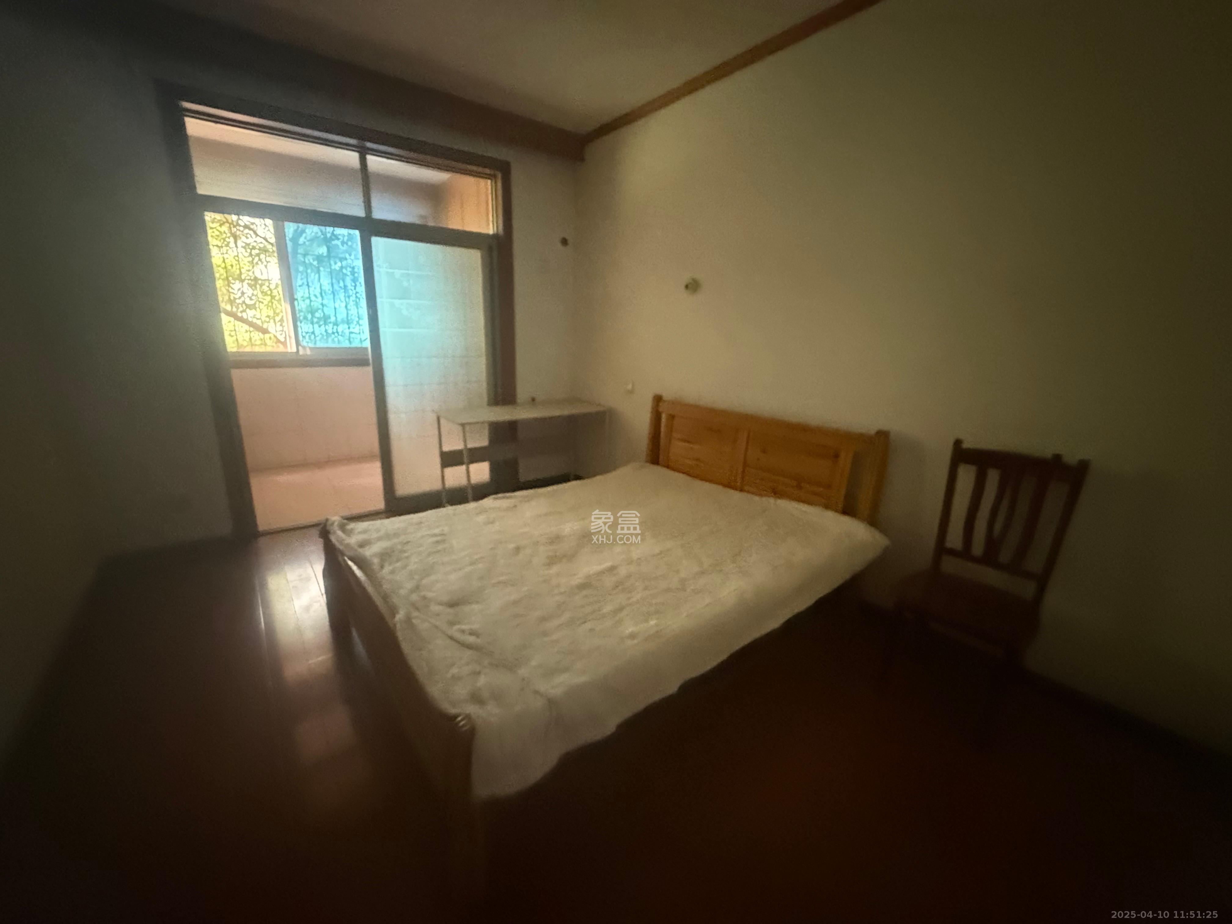中意花苑  2室2厅1卫   1500.00元/月室内图
