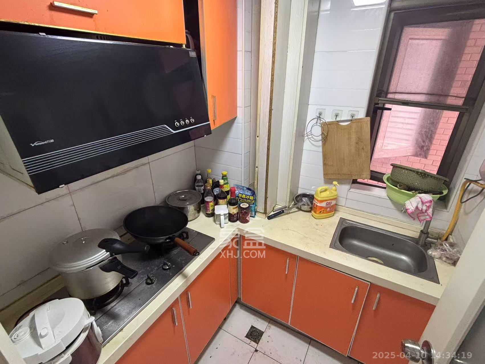 东上一品  2室1厅1卫   2000.00元/月室内图