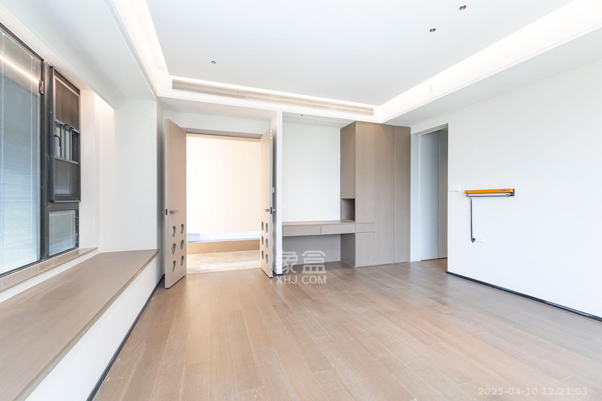 越秀湘江星汇城三期  4室2厅3卫    8500.0元/月 越秀湘江星汇城三期  4室2厅3卫    8500.0元/月室内图