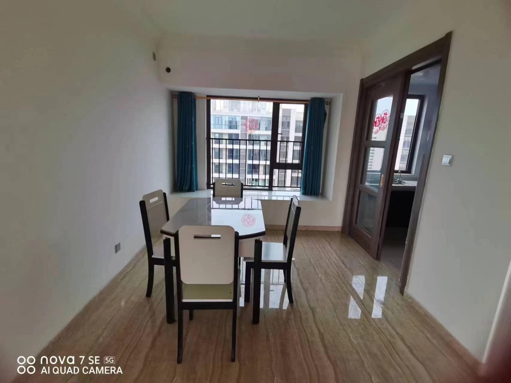 碧桂园酃湖世家 4室2厅2卫 2500.0元/月 碧桂园酃湖世家 4室2厅2卫 2500.0元/月室内图