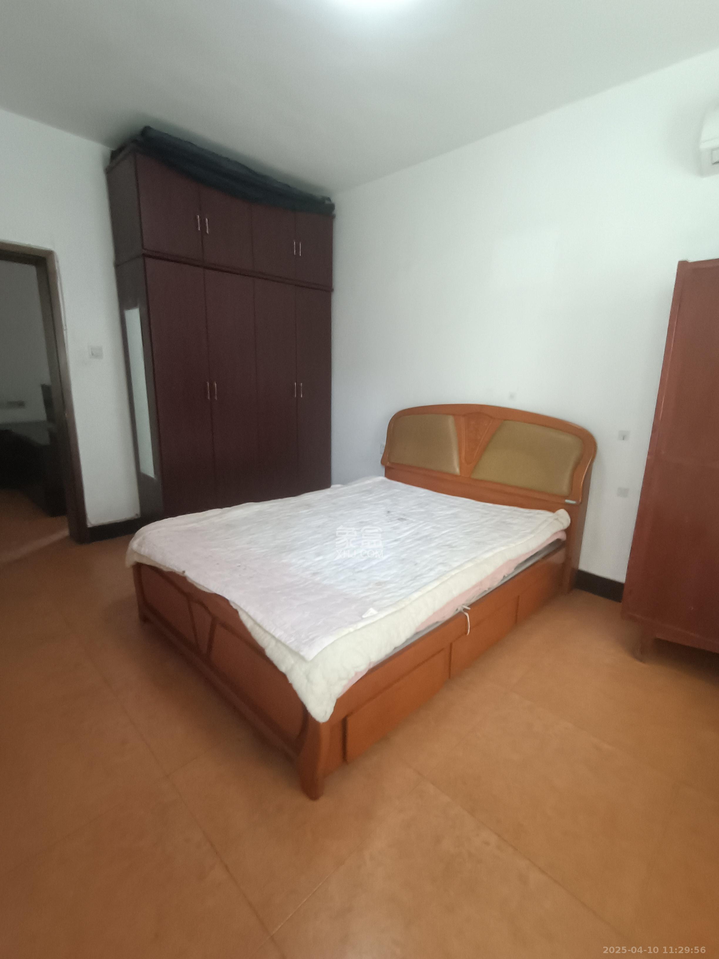 省机械工业学院(湖南工业职业学院雨花校区) 3室1厅1卫 2000.0元/月 省机械工业学院(湖南工业职业学院雨花校区) 3室1厅1卫 2000.0元/月室内图