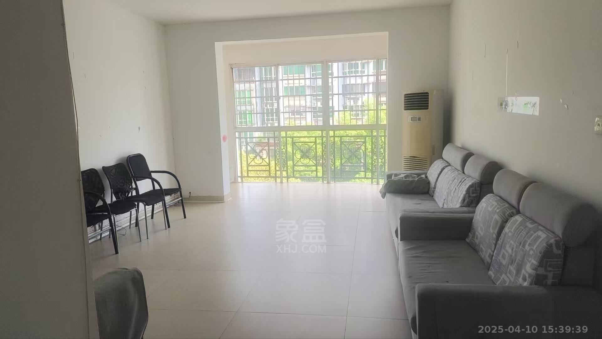 百益大厦 4室0厅1卫 2200.0元/月 百益大厦 4室0厅1卫 2200.0元/月室内图