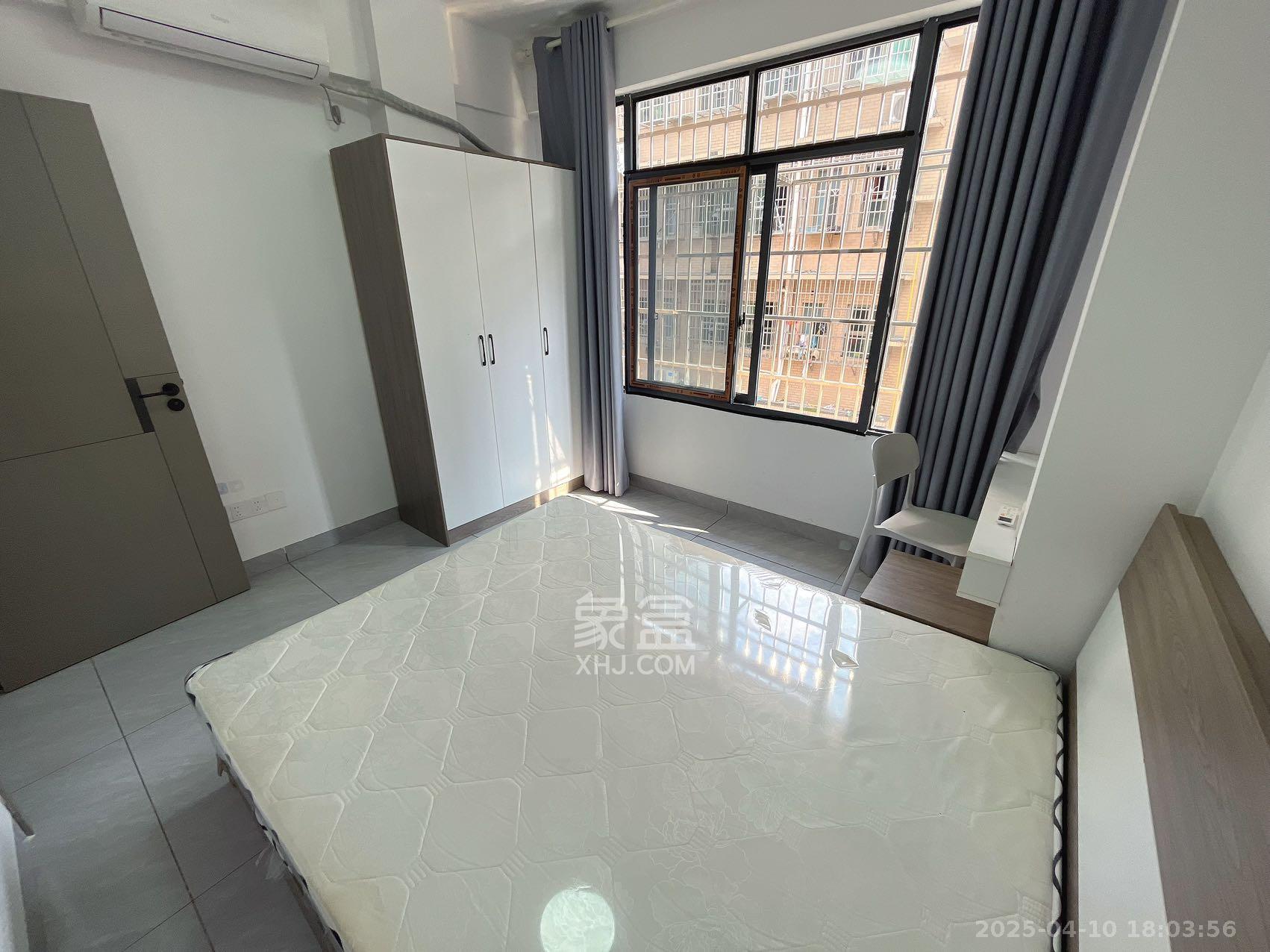 八家湾小区  1室1厅1卫   1360.00元/月室内图