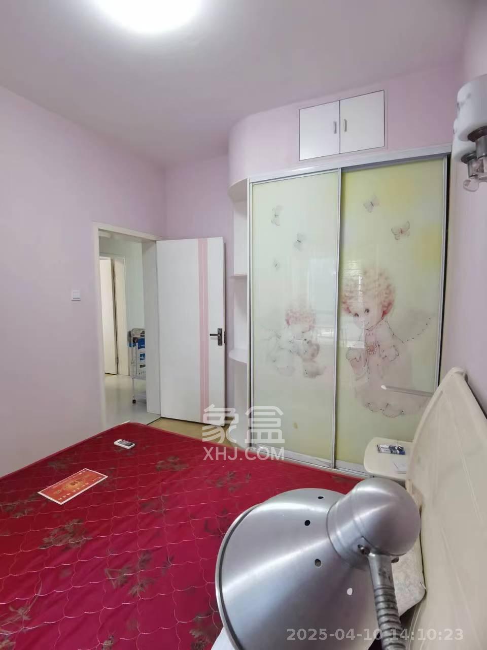 麓山枫情  2室1厅1卫   2500.00元/月室内图