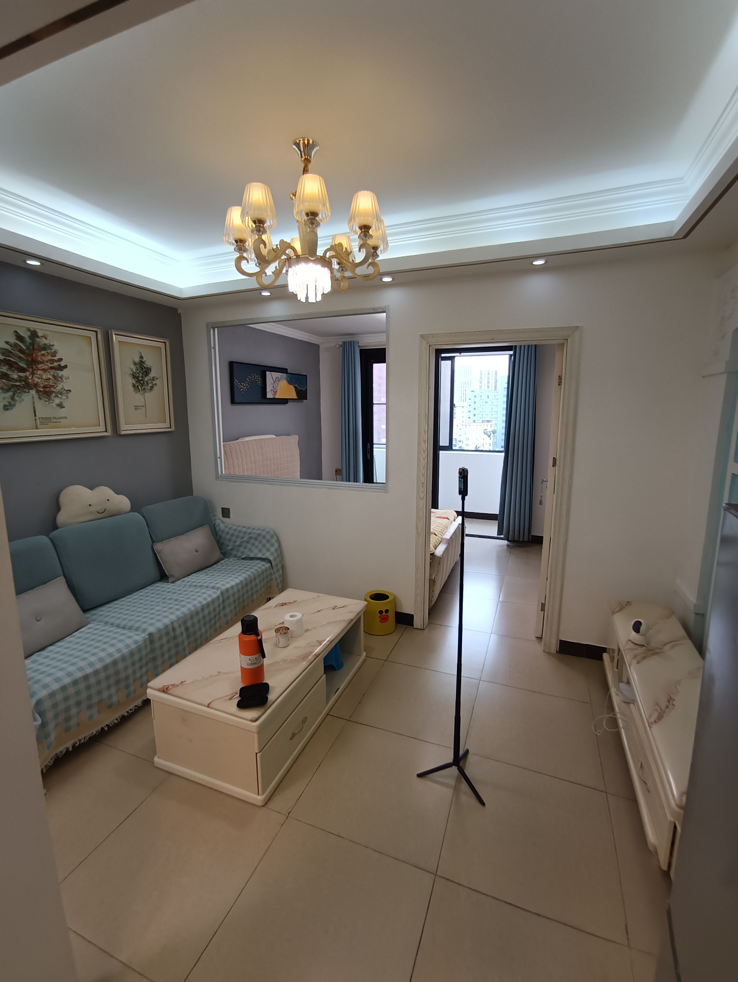 帝国大厦 1室1厅1卫 53.0万 帝国大厦 1室1厅1卫 53.0万客厅