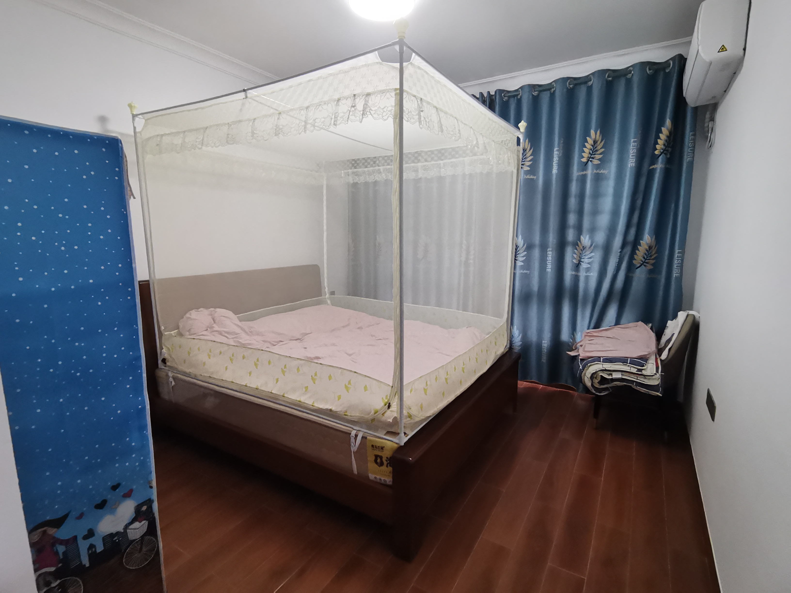 万景峰一期  3室2厅2卫   2600.00元/月室内图
