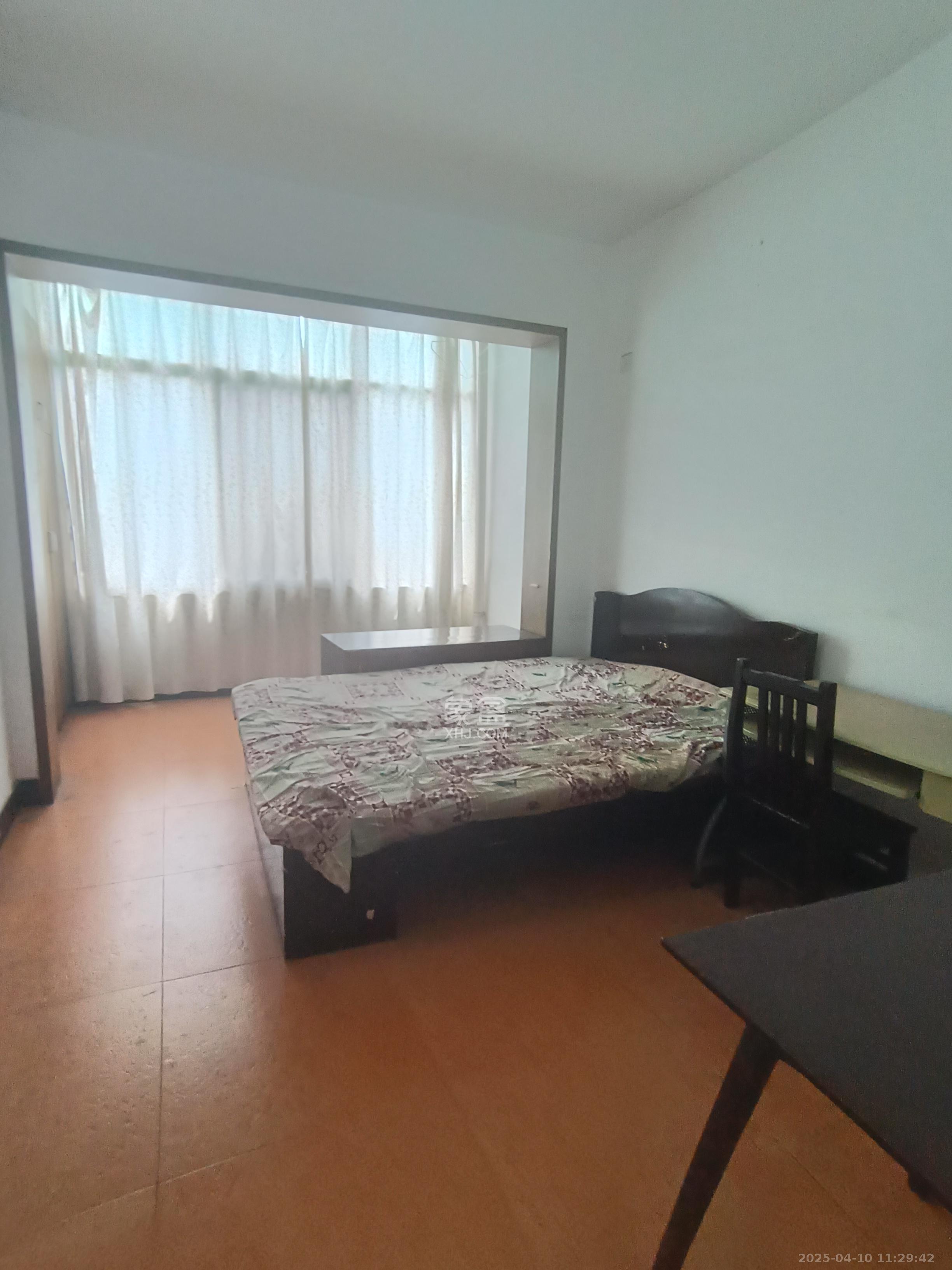 省机械工业学院(湖南工业职业学院雨花校区) 3室1厅1卫 2000.0元/月 省机械工业学院(湖南工业职业学院雨花校区) 3室1厅1卫 2000.0元/月室内图