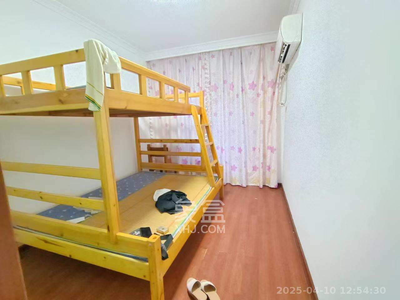 阳明山庄  3室2厅1卫   2200.00元/月室内图