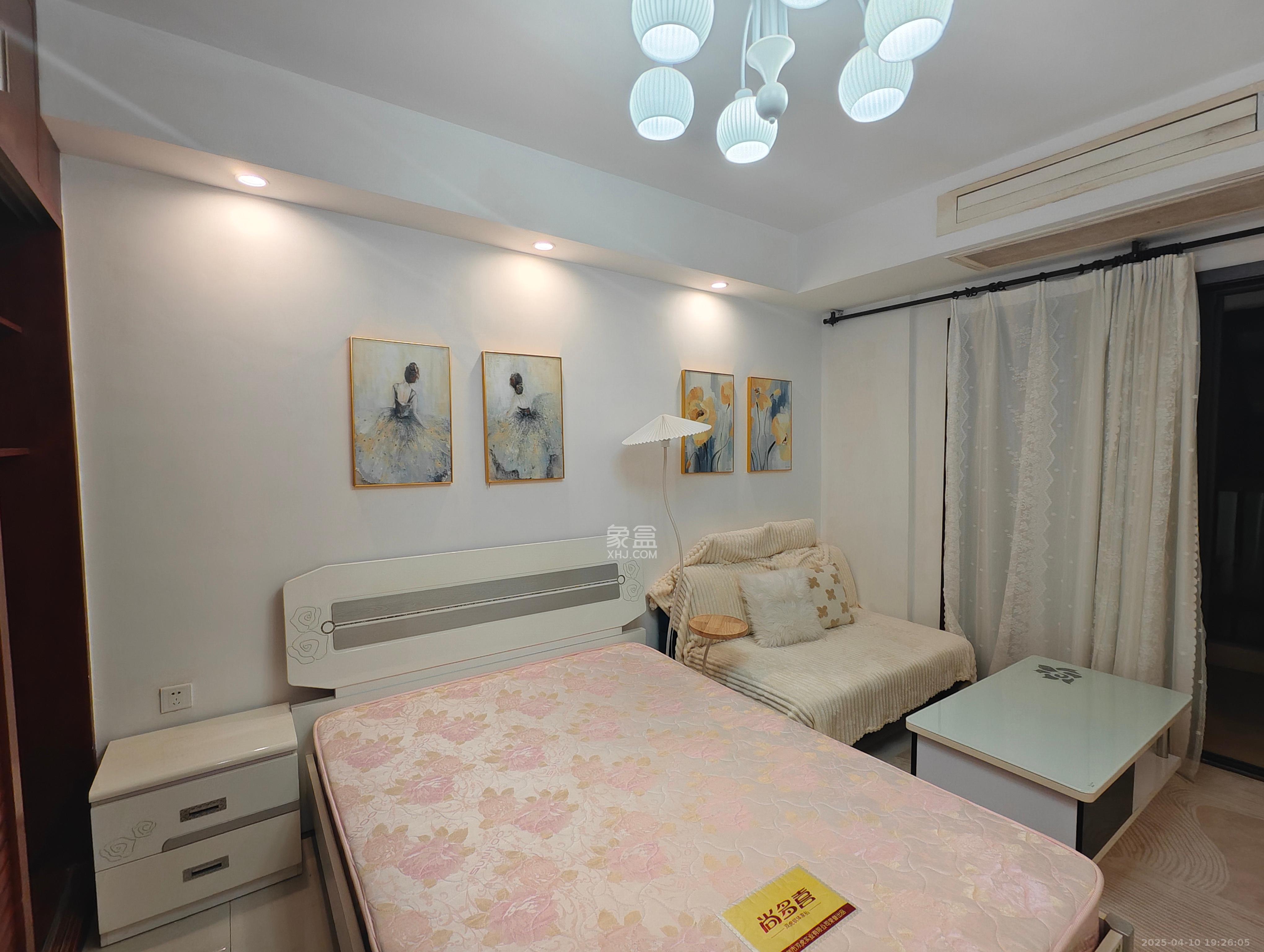 东塘瑞府 1室1厅1卫 2000.0元/月 东塘瑞府 1室1厅1卫 2000.0元/月室内图