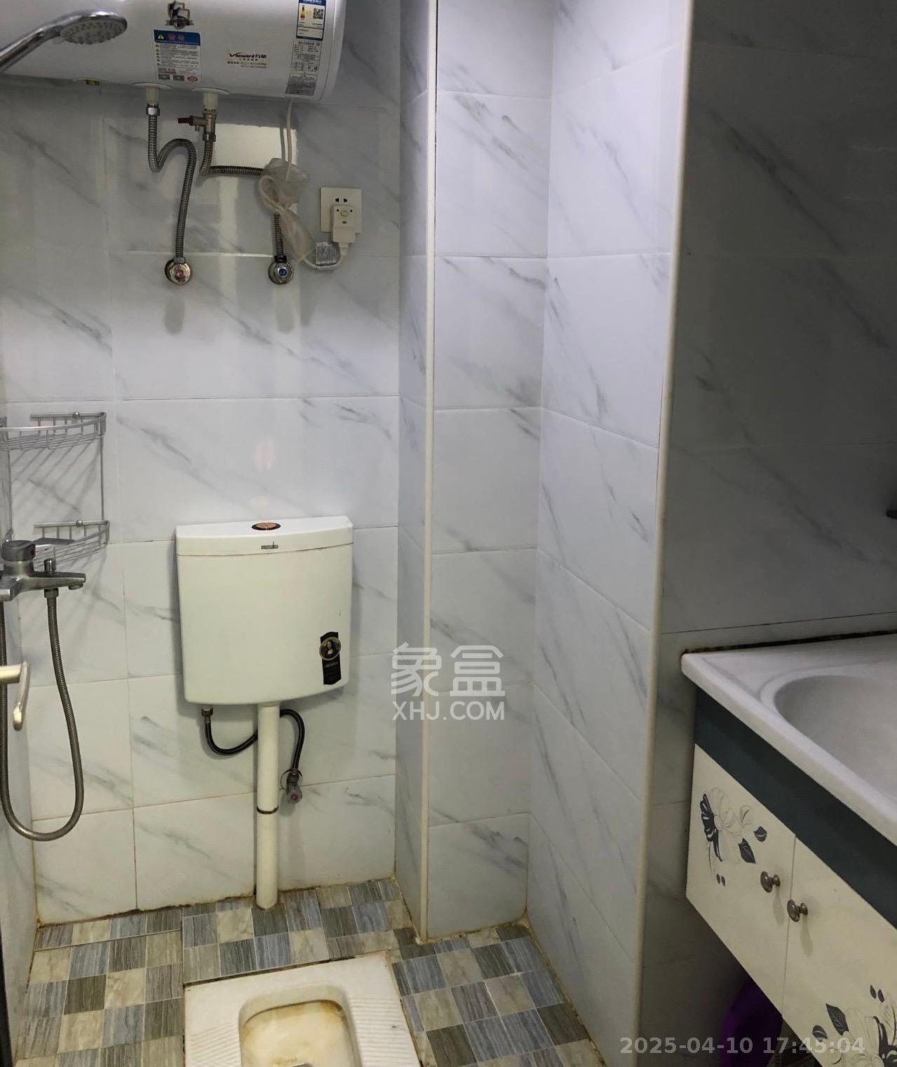 蓝光雍锦阁  1室1厅1卫   1600.00元/月室内图