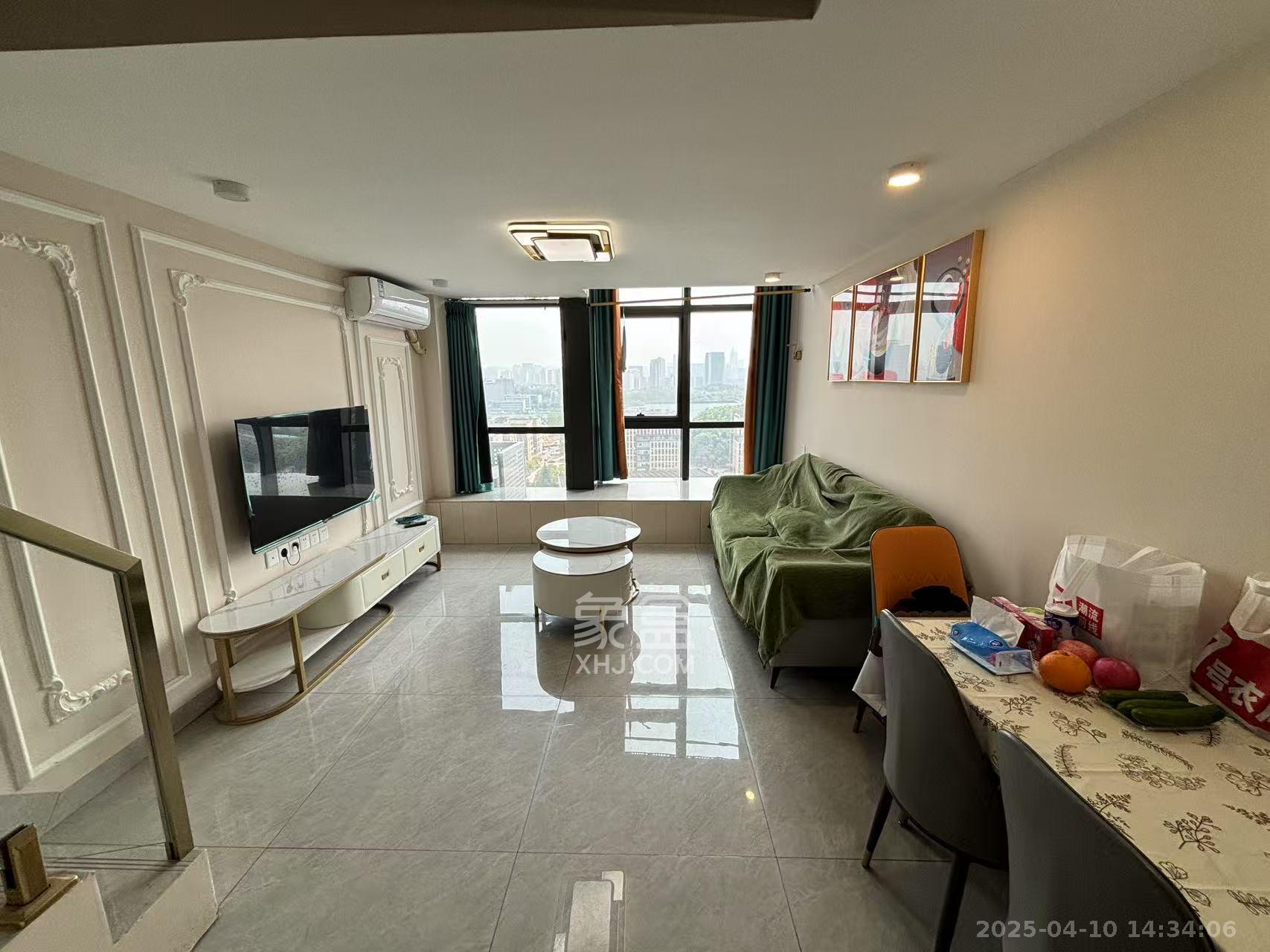 长房时代小镇 2室1厅1卫 2200.0元/月 长房时代小镇 2室1厅1卫 2200.0元/月室内图