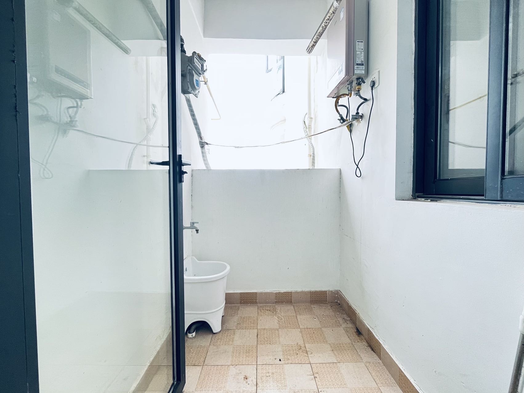 远大购物广场 1室2厅1卫 110.0万 远大购物广场 1室2厅1卫 110.0万客厅