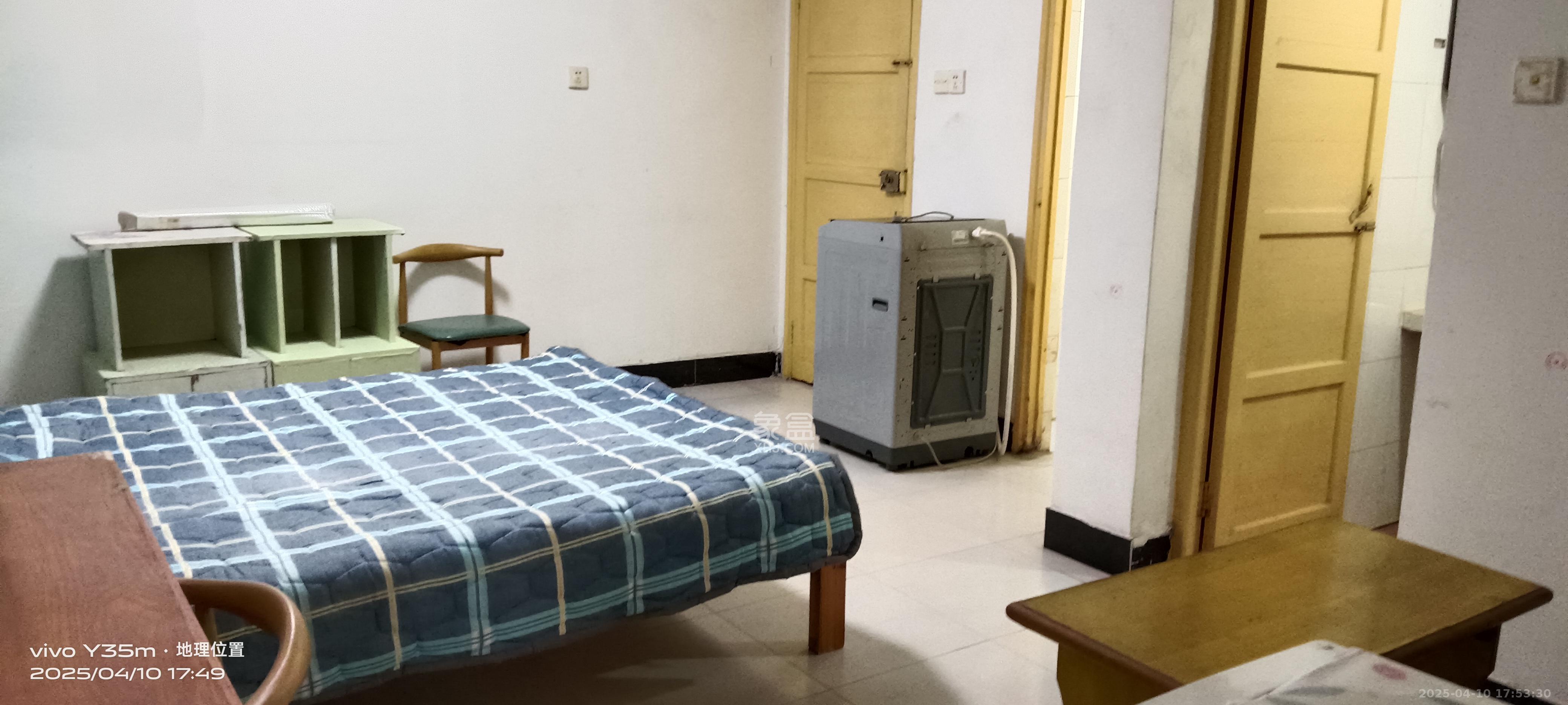 东风路新二村 1室0厅0卫 1100.0元/月 东风路新二村 1室0厅0卫 1100.0元/月室内图