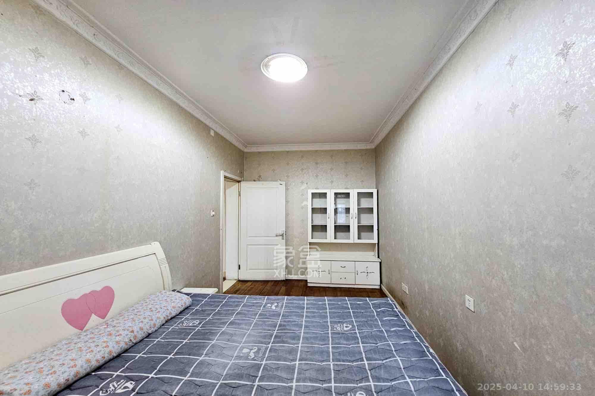 杨家山武警宿舍  3室2厅1卫   2200.00元/月室内图