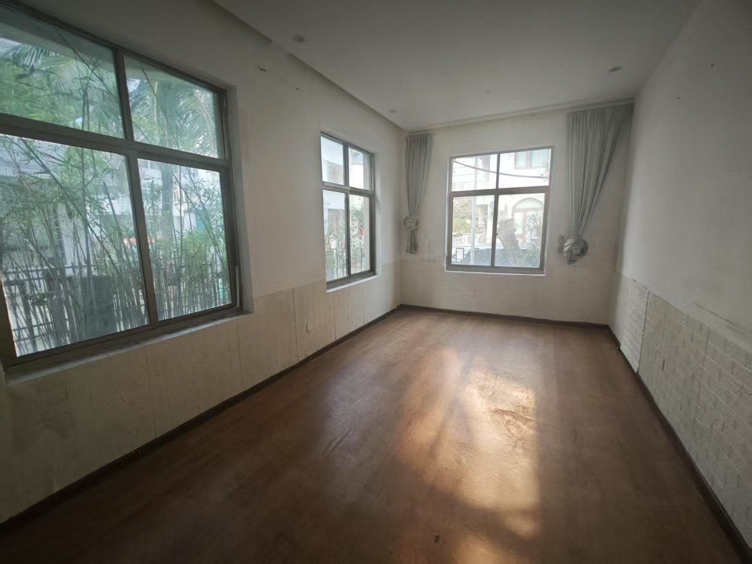 诚和别墅 1室0厅0卫 20000.0元/月 诚和别墅 1室0厅0卫 20000.0元/月室内图