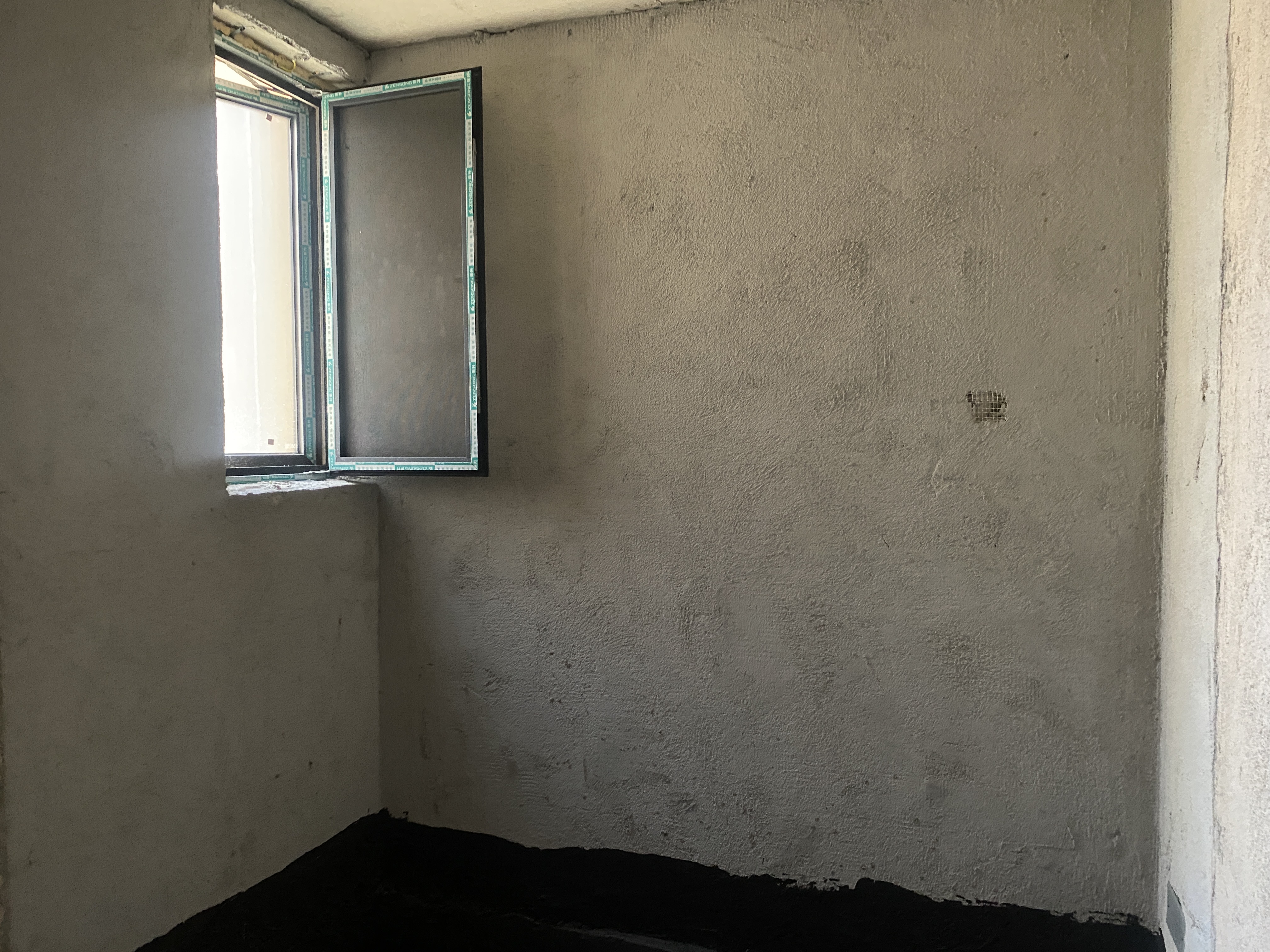 金信园林嘉园 4室2厅2卫 85.8万 金信园林嘉园 4室2厅2卫 85.8万客厅