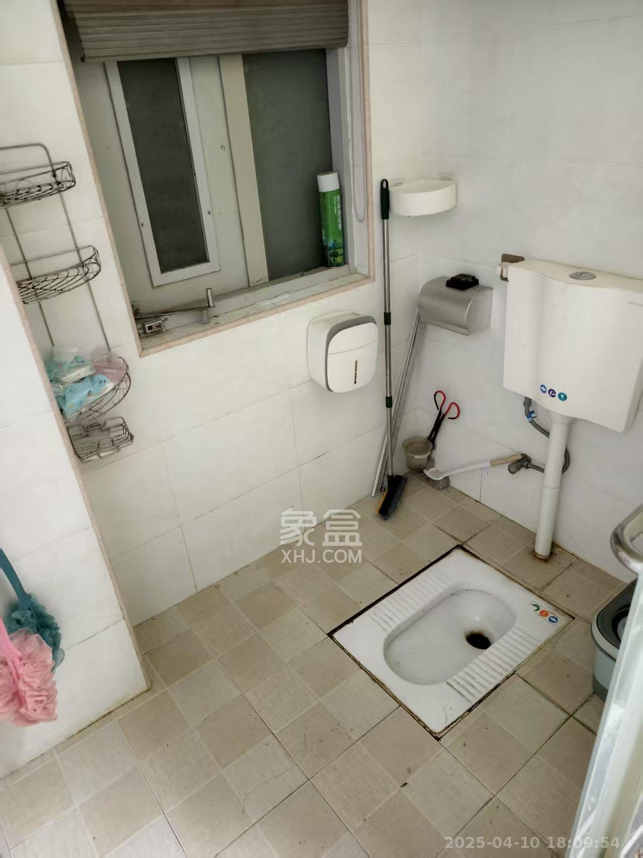 澳海澜庭  3室2厅1卫    1800.0元/月 澳海澜庭  3室2厅1卫    1800.0元/月室内图