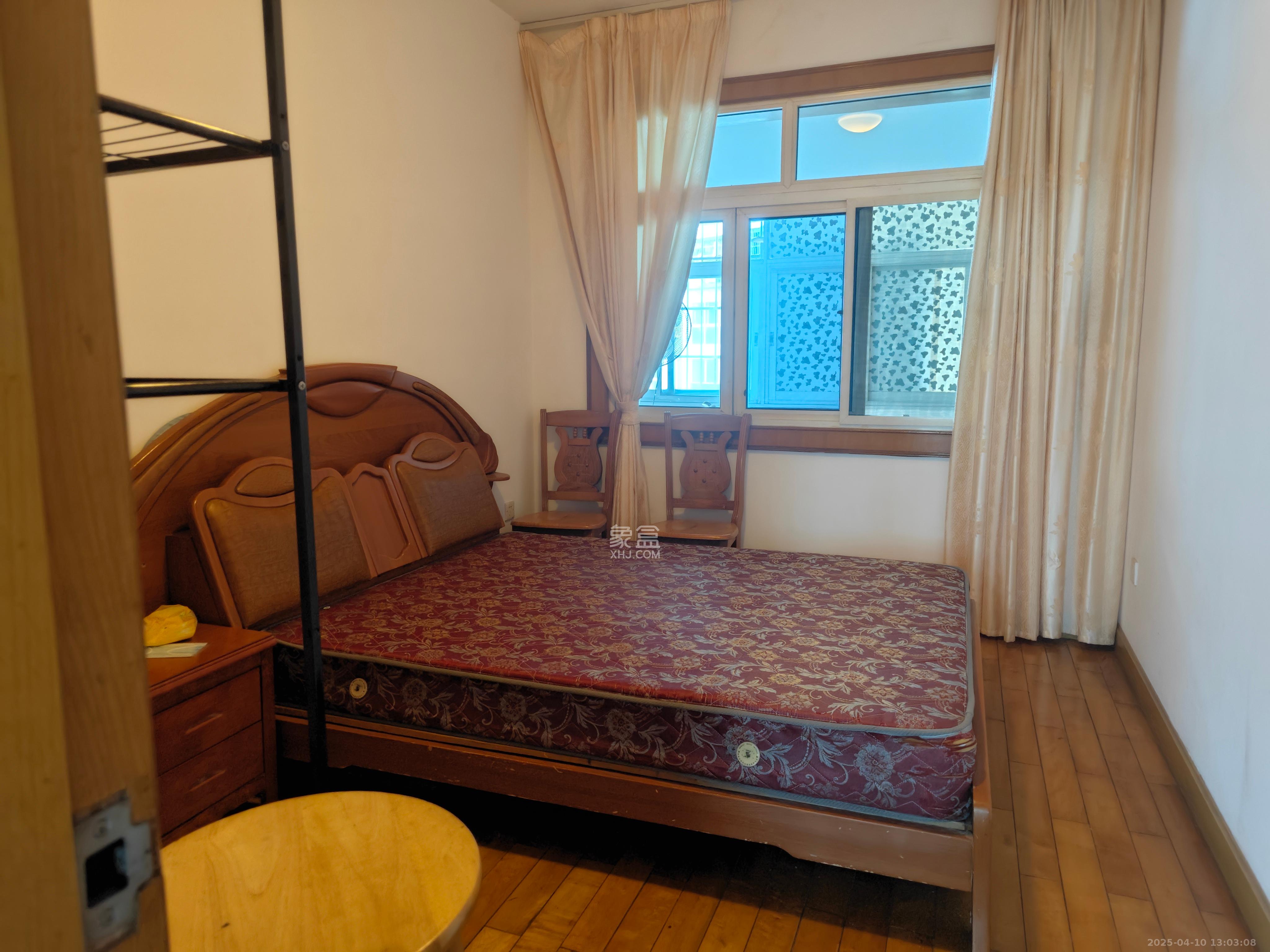 长沙县新华书店宿舍 3室2厅1卫 1600.0元/月 长沙县新华书店宿舍 3室2厅1卫 1600.0元/月室内图