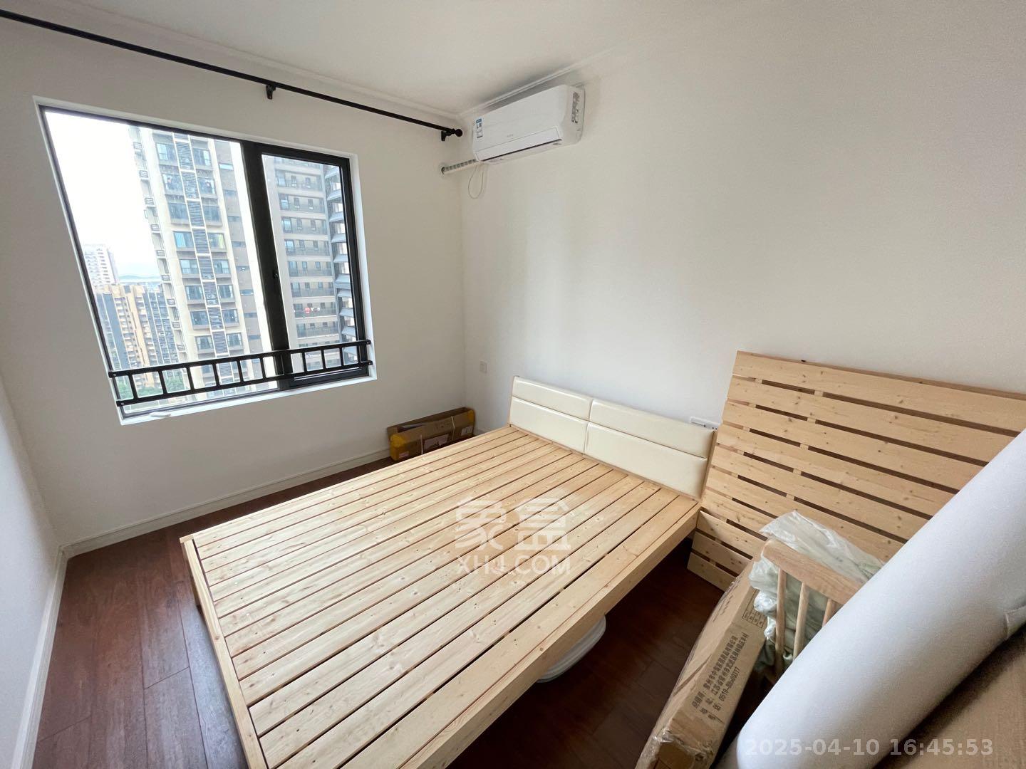 万科魅力之城  3室2厅1卫    2399.0元/月 万科魅力之城  3室2厅1卫    2399.0元/月室内图