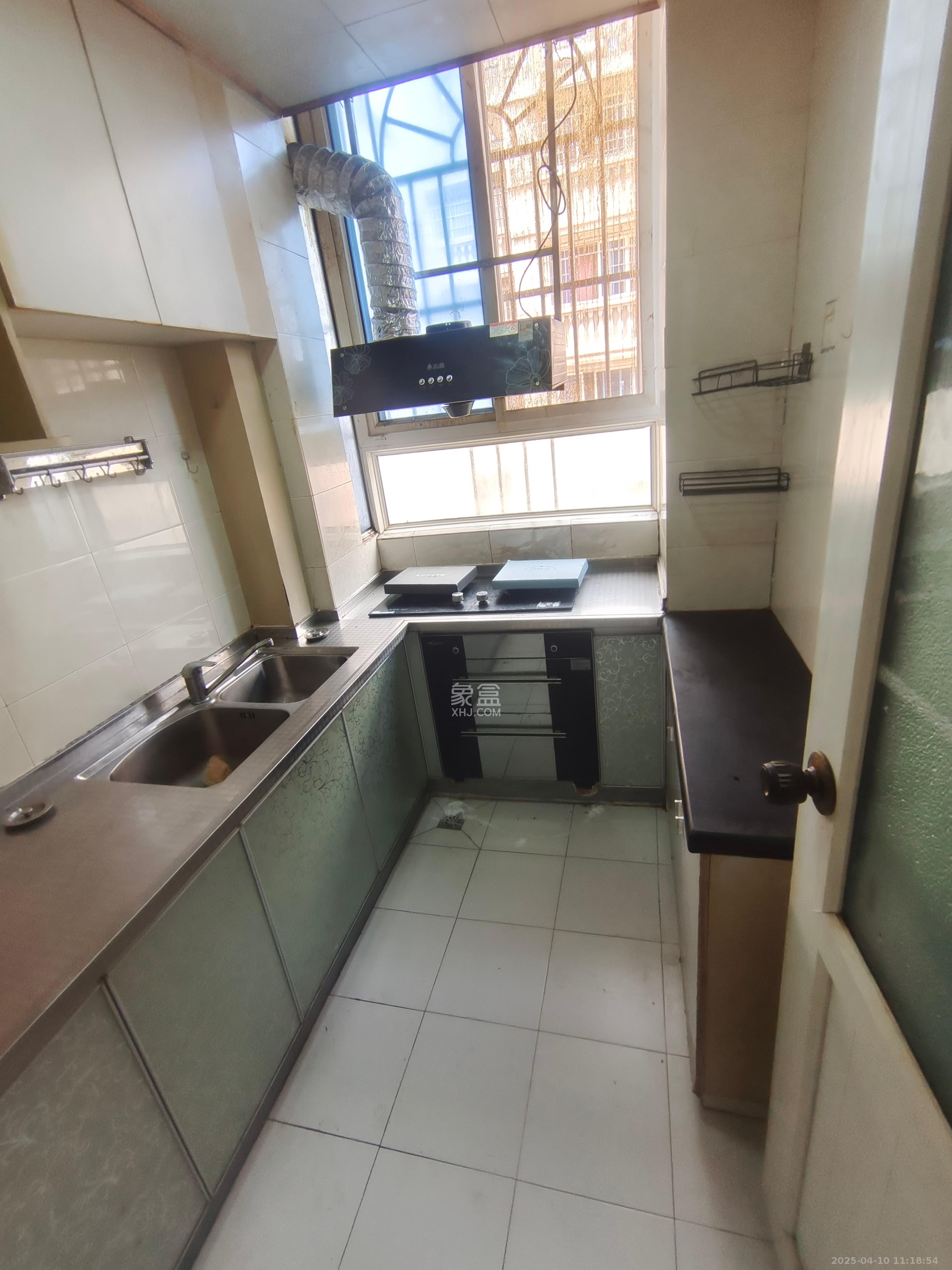 广厦新村  3室2厅1卫   1500.00元/月室内图