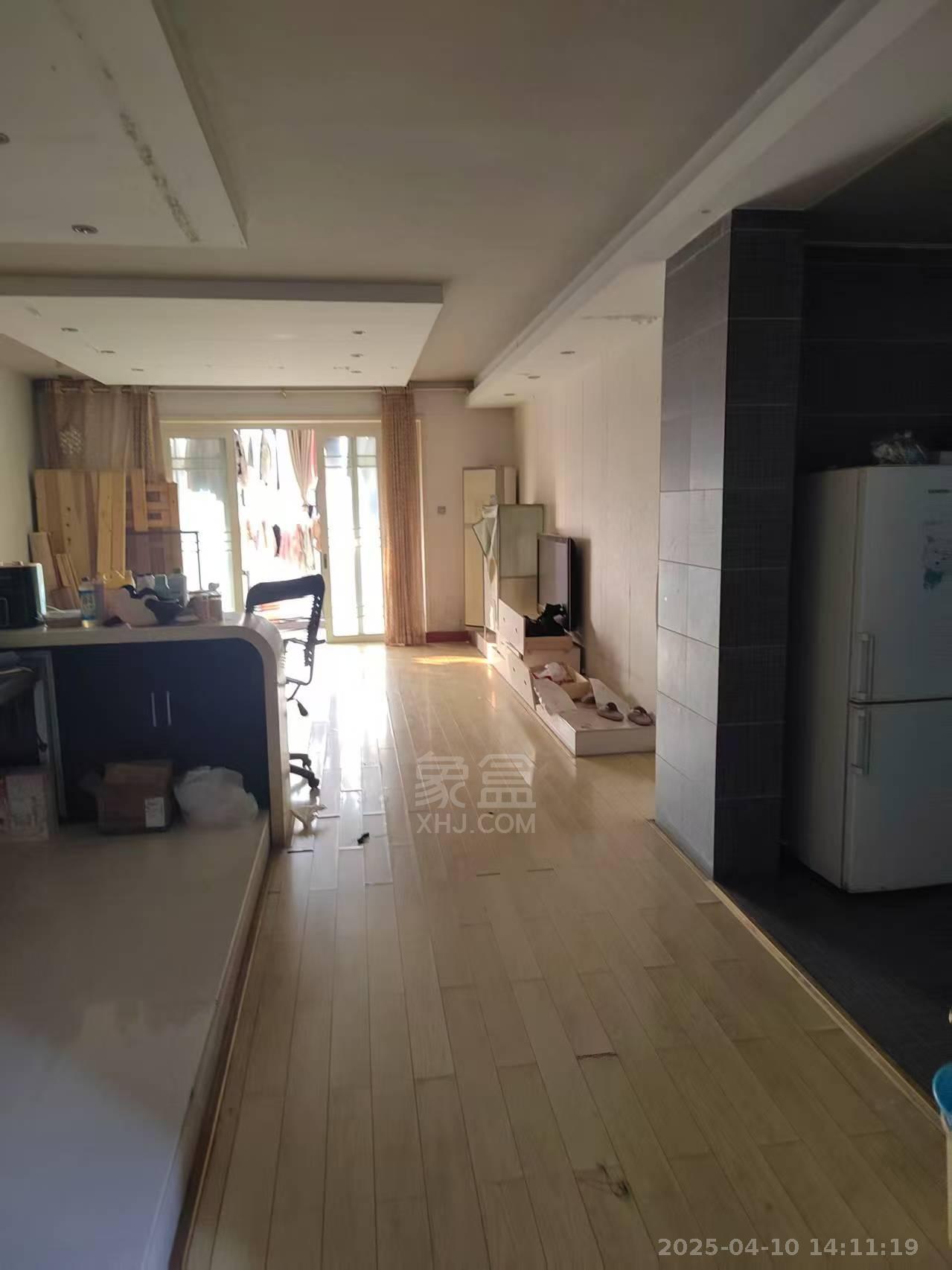 水岸春天 3室1厅2卫 1600.0元/月 水岸春天 3室1厅2卫 1600.0元/月室内图