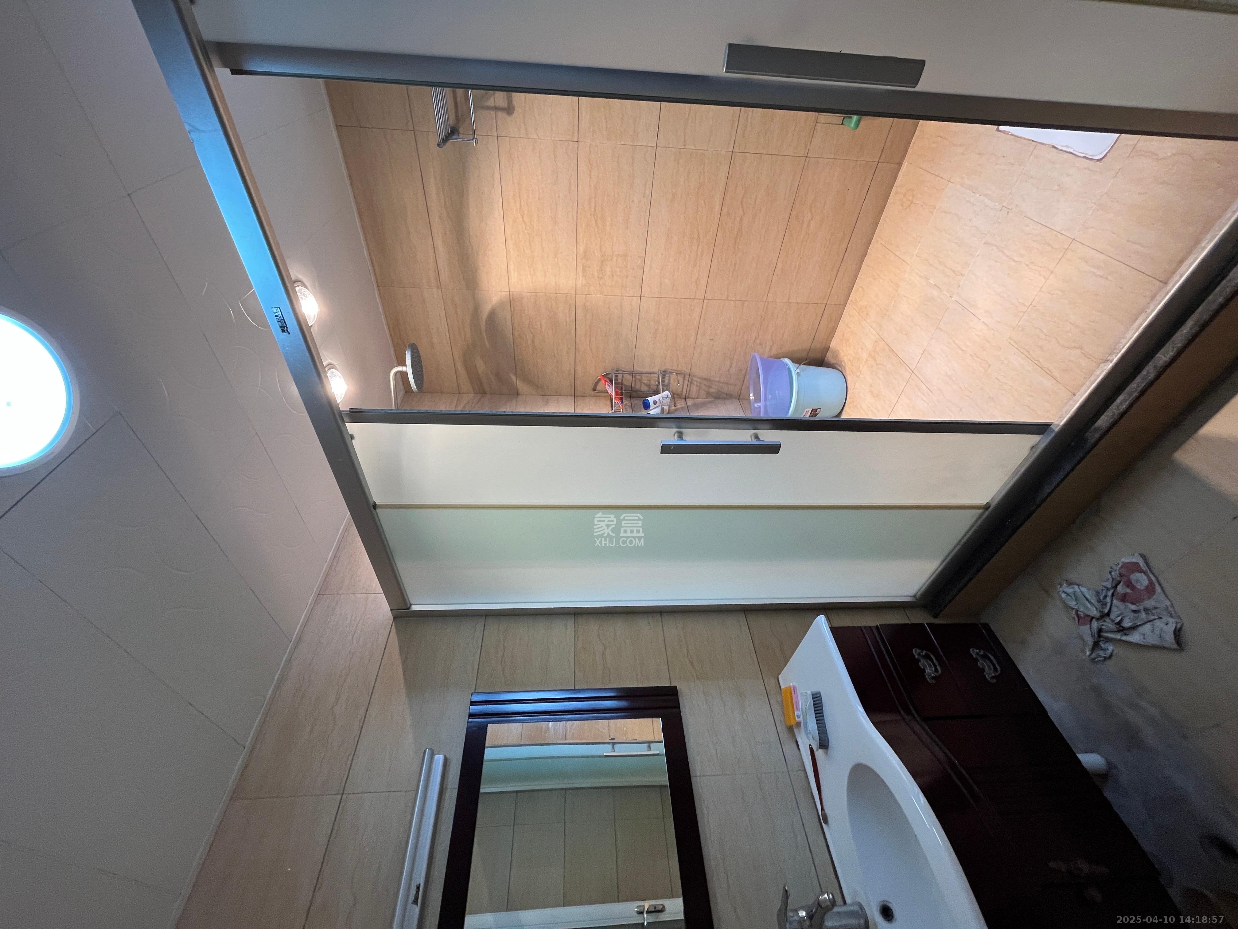 锦绣世纪 4室2厅2卫 3800.0元/月 锦绣世纪 4室2厅2卫 3800.0元/月室内图