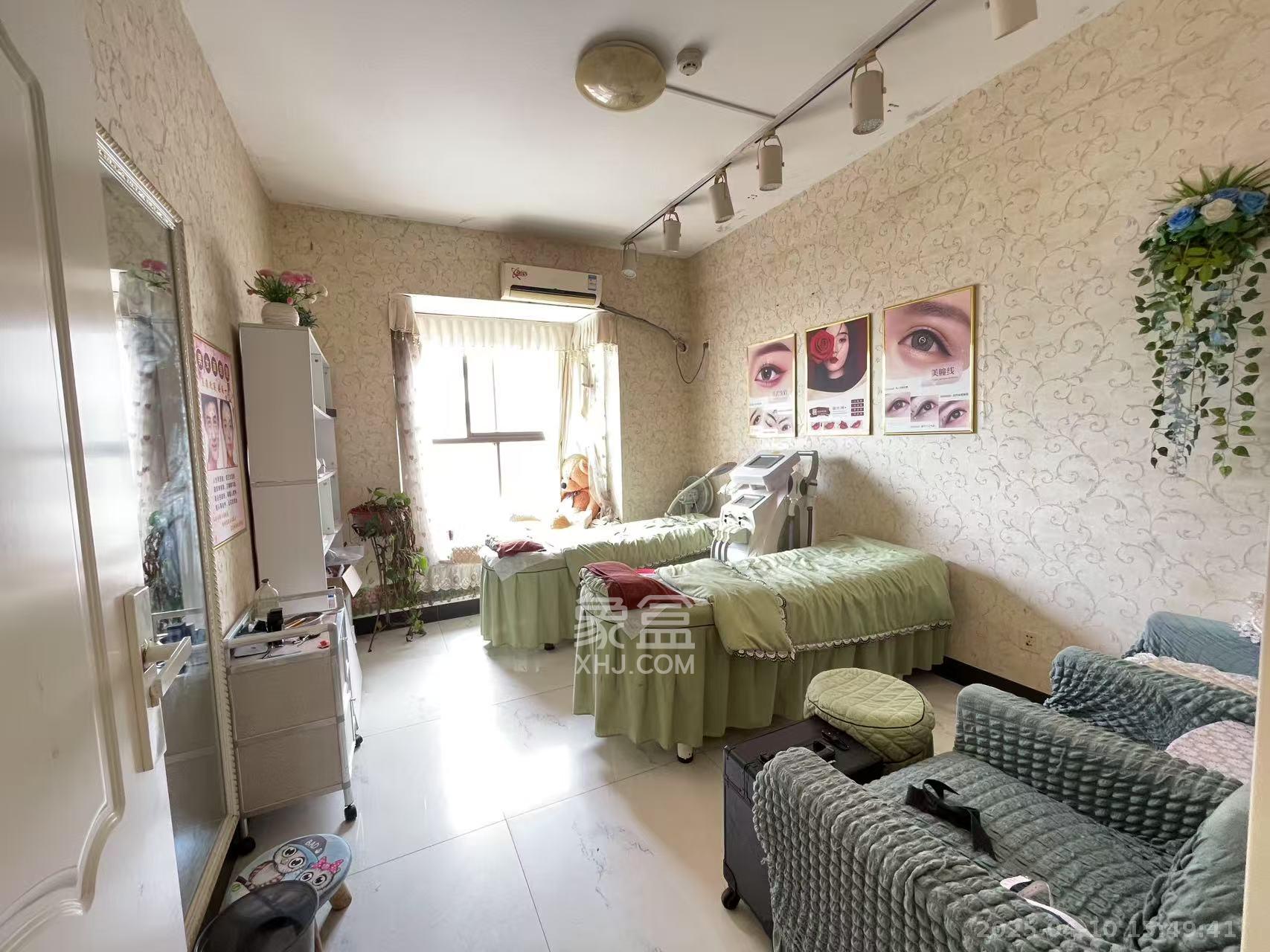 芙蓉同发 2室1厅1卫 2800.0元/月 芙蓉同发 2室1厅1卫 2800.0元/月室内图