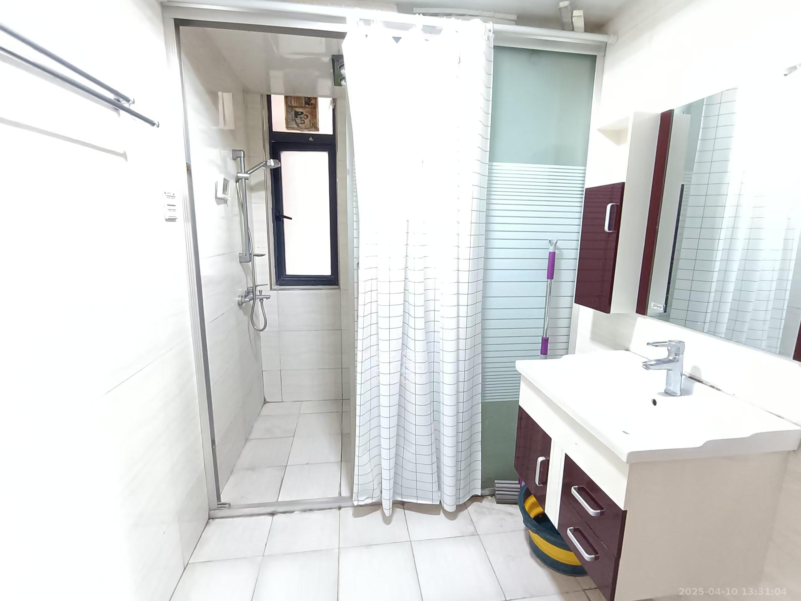 湘府9号  1室1厅1卫   1800.00元/月室内图