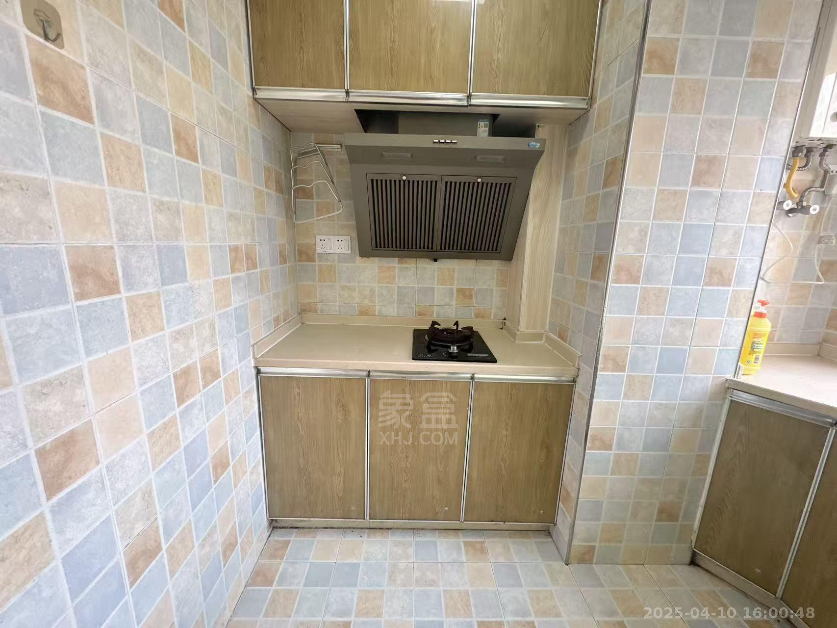 中建御山和苑  1室1厅1卫   950.00元/月室内图