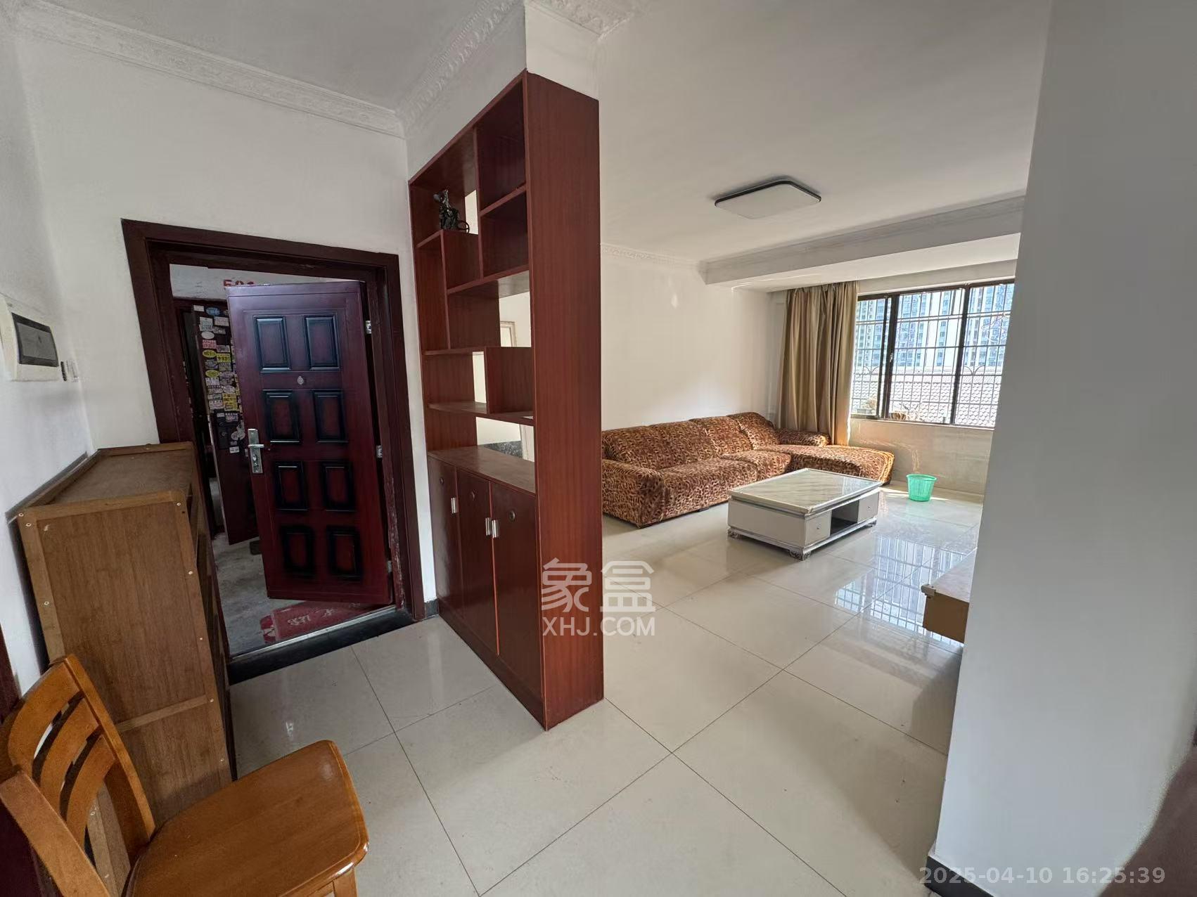 谷峰小区 2室2厅1卫 1600.0元/月 谷峰小区 2室2厅1卫 1600.0元/月室内图