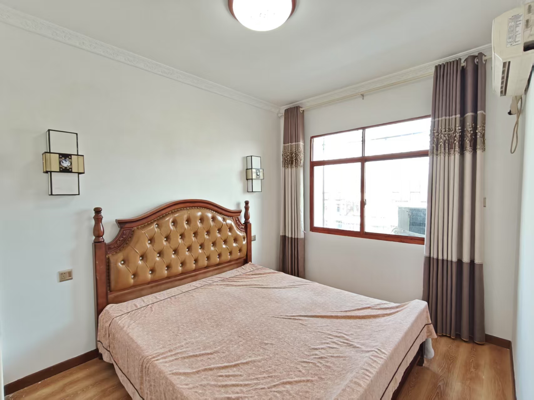 涟钢大市场 3室2厅1卫 19.8万 涟钢大市场 3室2厅1卫 19.8万客厅