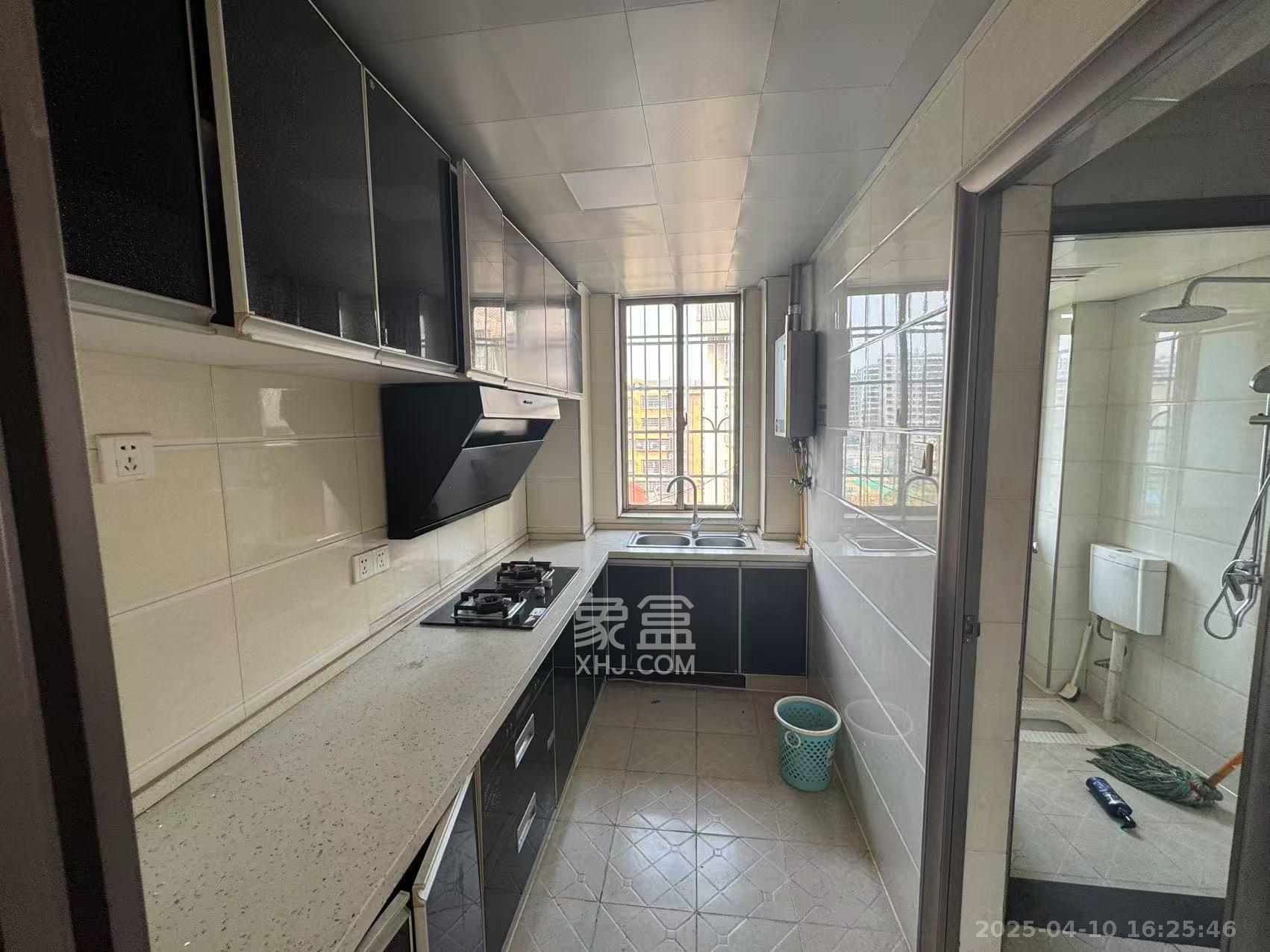 谷峰小区 2室2厅1卫 1600.0元/月 谷峰小区 2室2厅1卫 1600.0元/月室内图