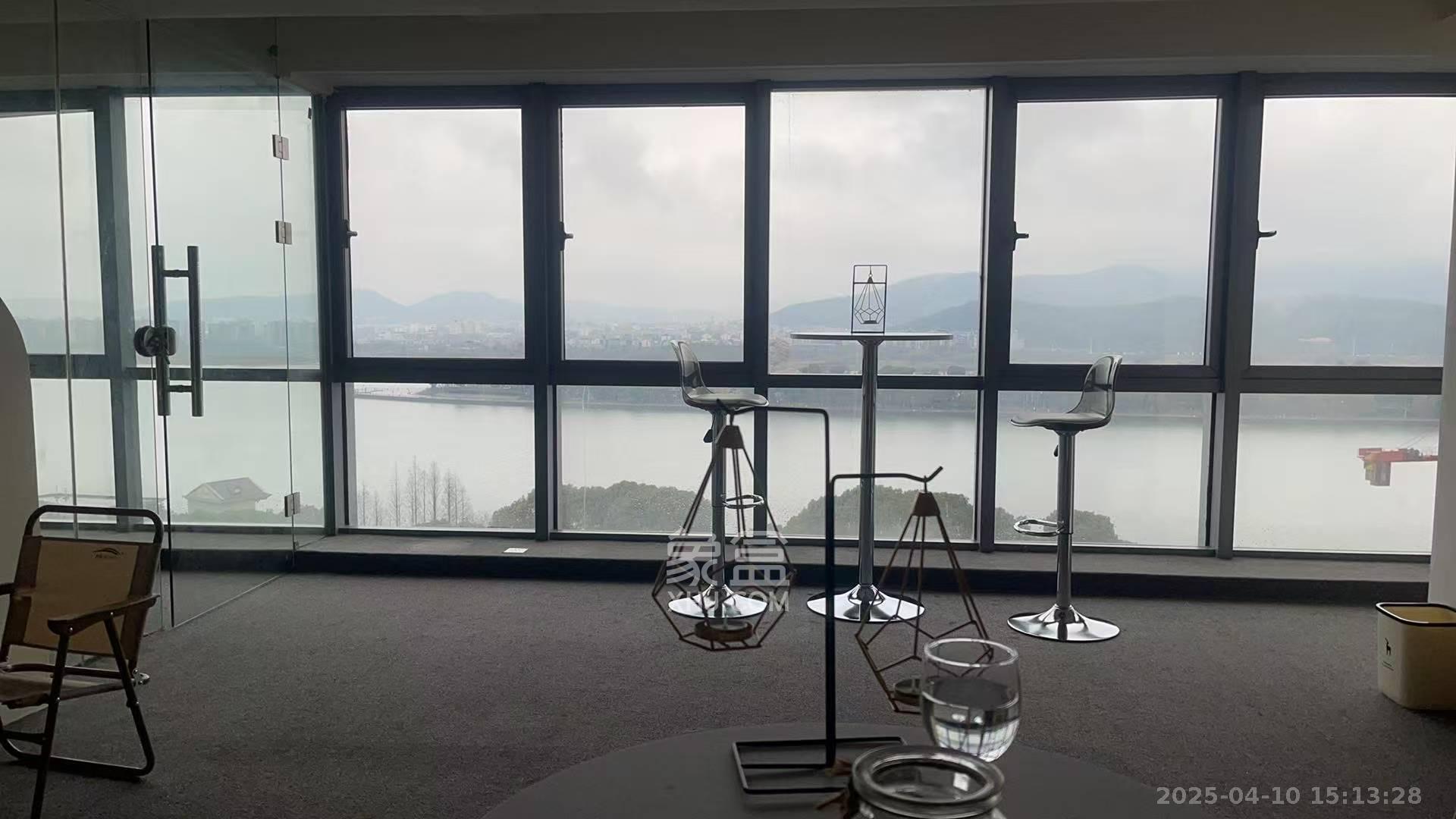 保利国际广场 1室1厅1卫 7800.0元/月 保利国际广场 1室1厅1卫 7800.0元/月室内图