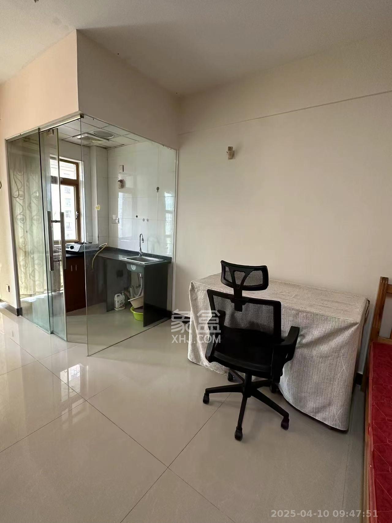 天健芙蓉盛世一期  1室0厅1卫    1600.0元/月 天健芙蓉盛世一期  1室0厅1卫    1600.0元/月室内图1