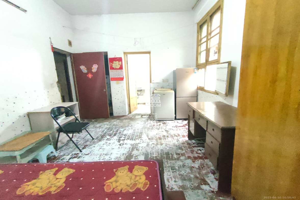 电位器厂宿舍 1室1厅1卫 800.0元/月 电位器厂宿舍 1室1厅1卫 800.0元/月室内图