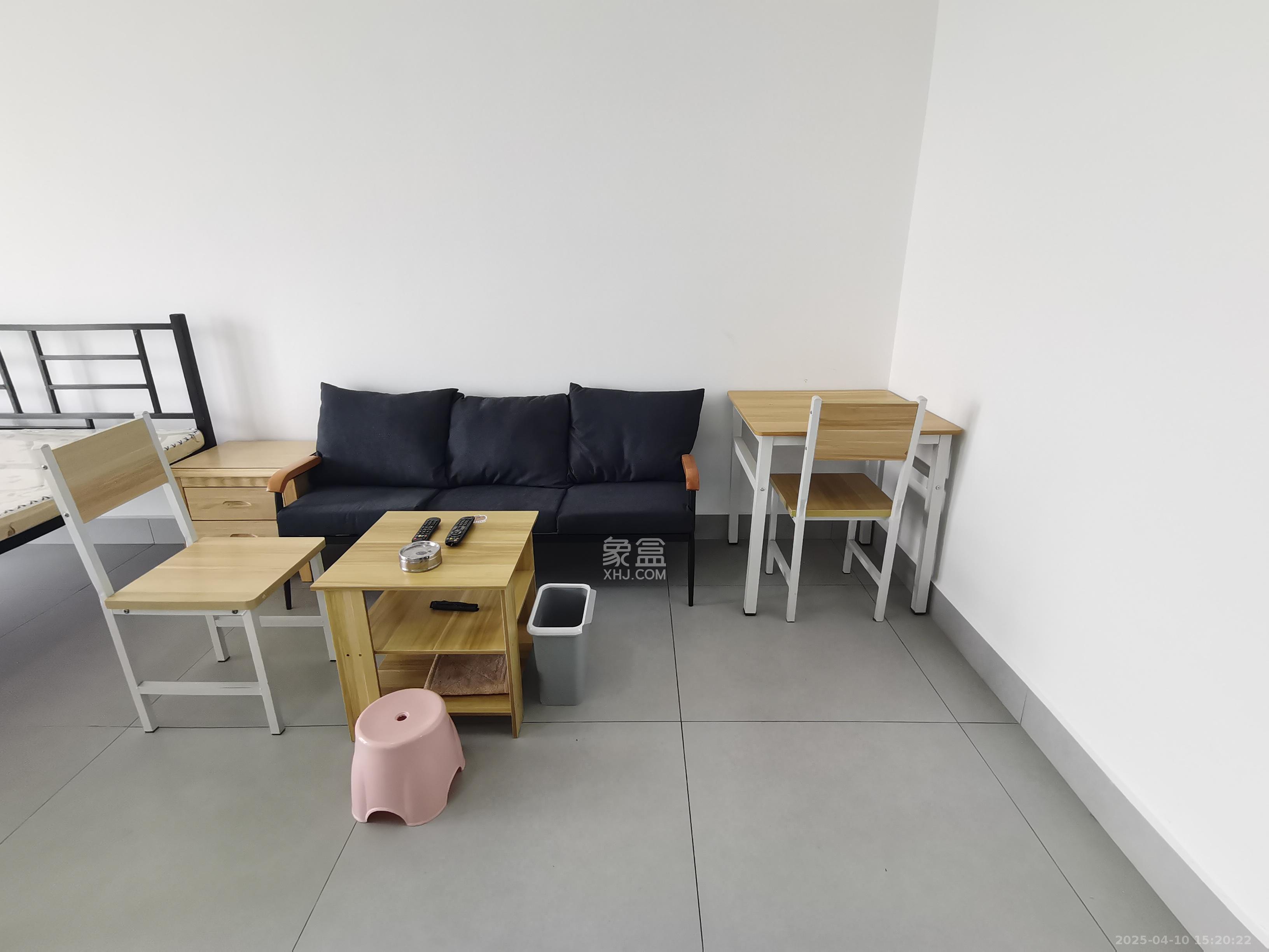 万象凯旋湾 1室0厅1卫 1500.0元/月 万象凯旋湾 1室0厅1卫 1500.0元/月室内图