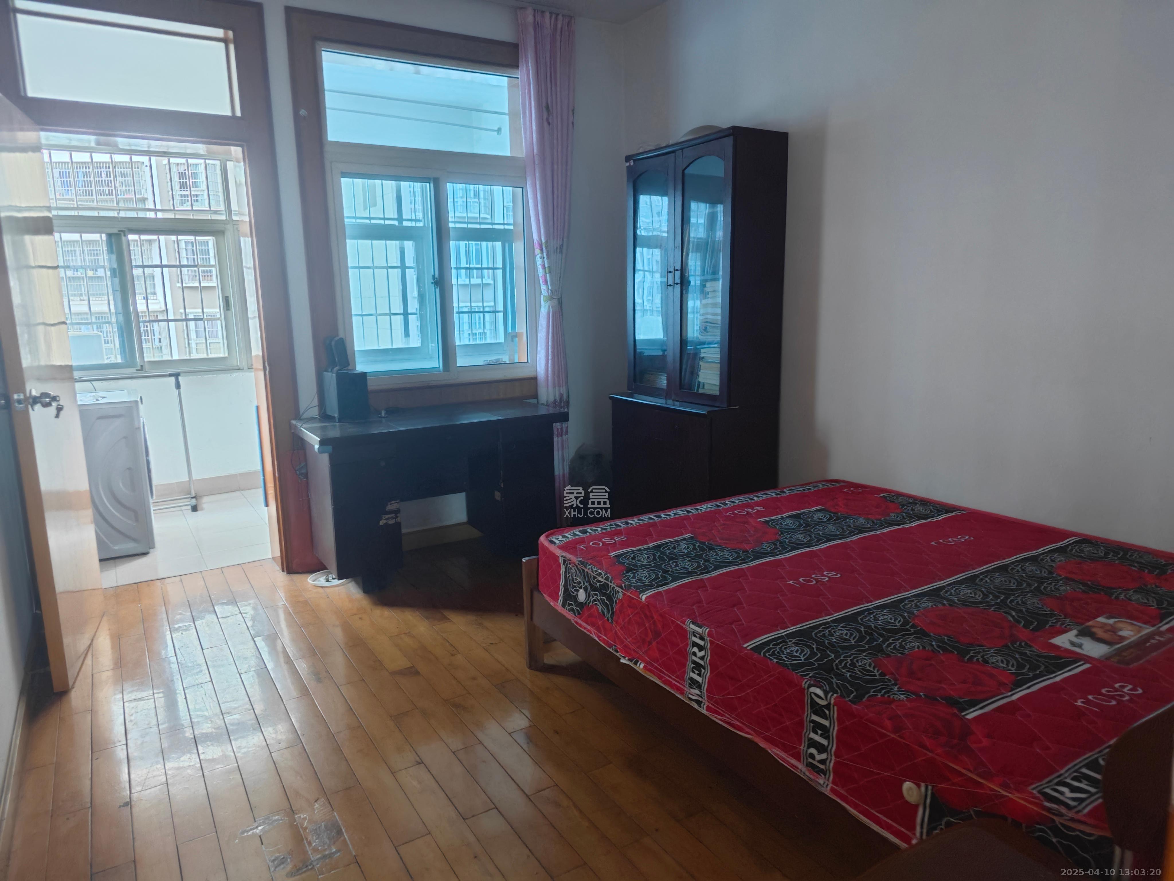 长沙县新华书店宿舍 3室2厅1卫 1600.0元/月 长沙县新华书店宿舍 3室2厅1卫 1600.0元/月室内图